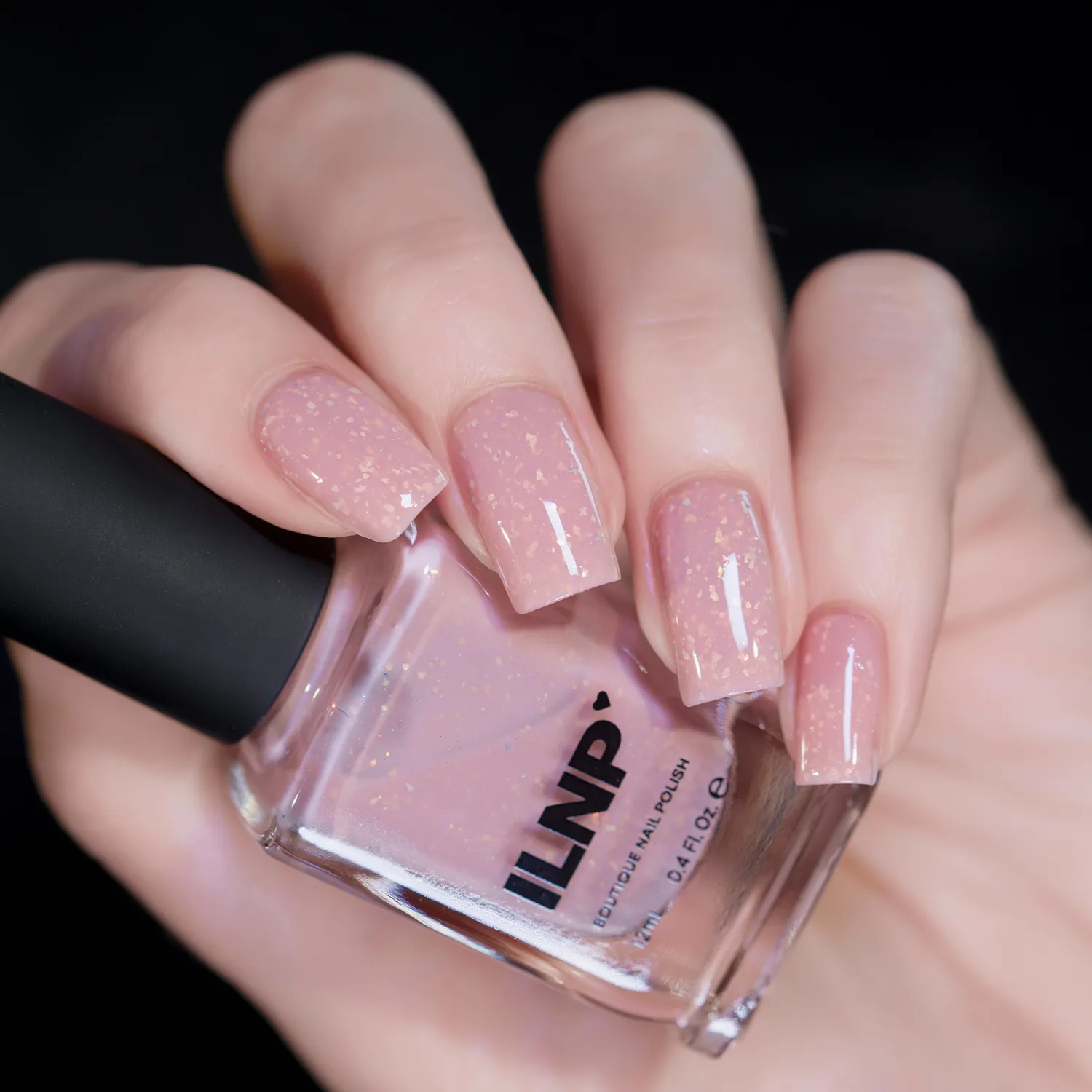 ILNP Overcast Daybreak nagellack flakie mjölkrosa