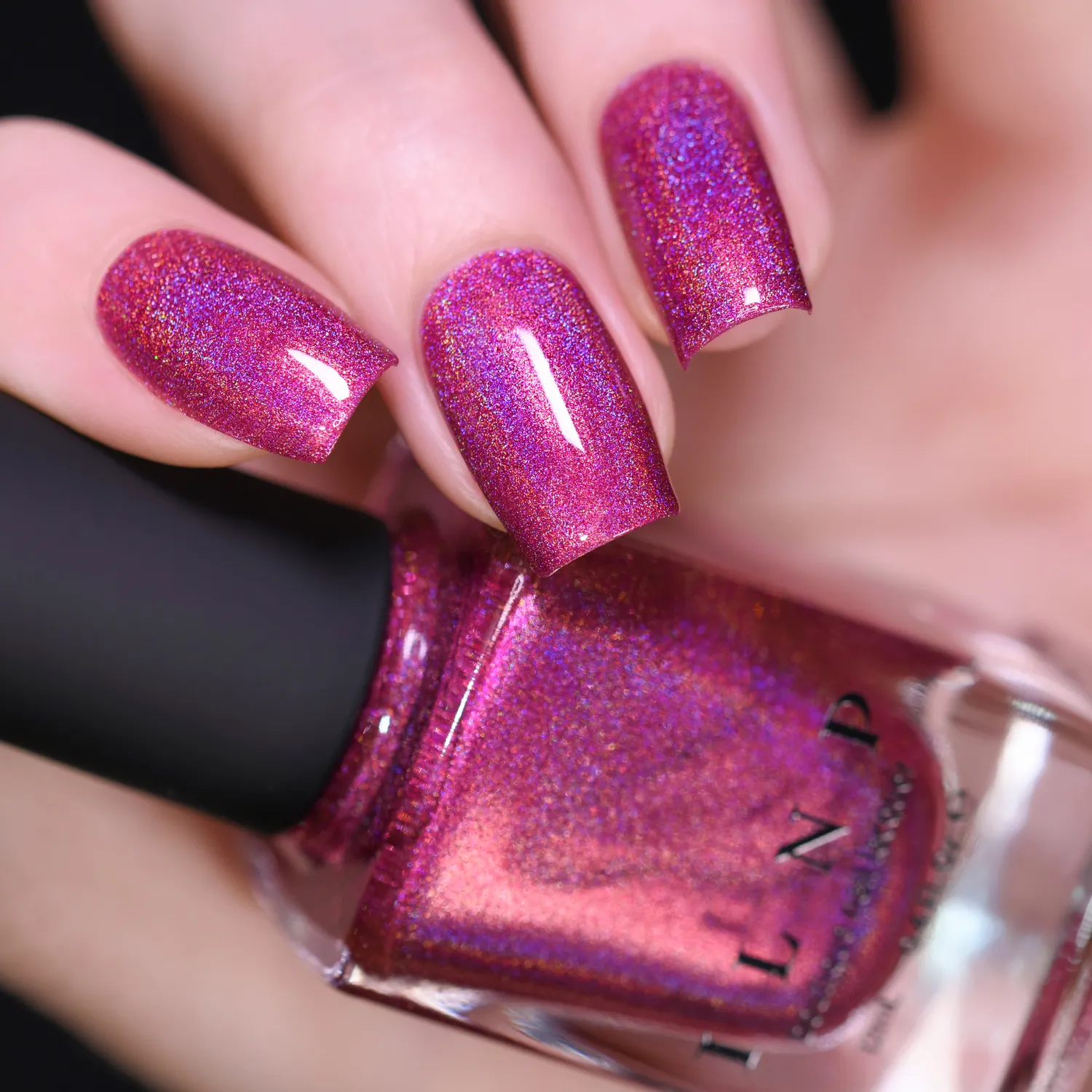 ILNP Bouquet Toss nagellack fuchsia ultra holo