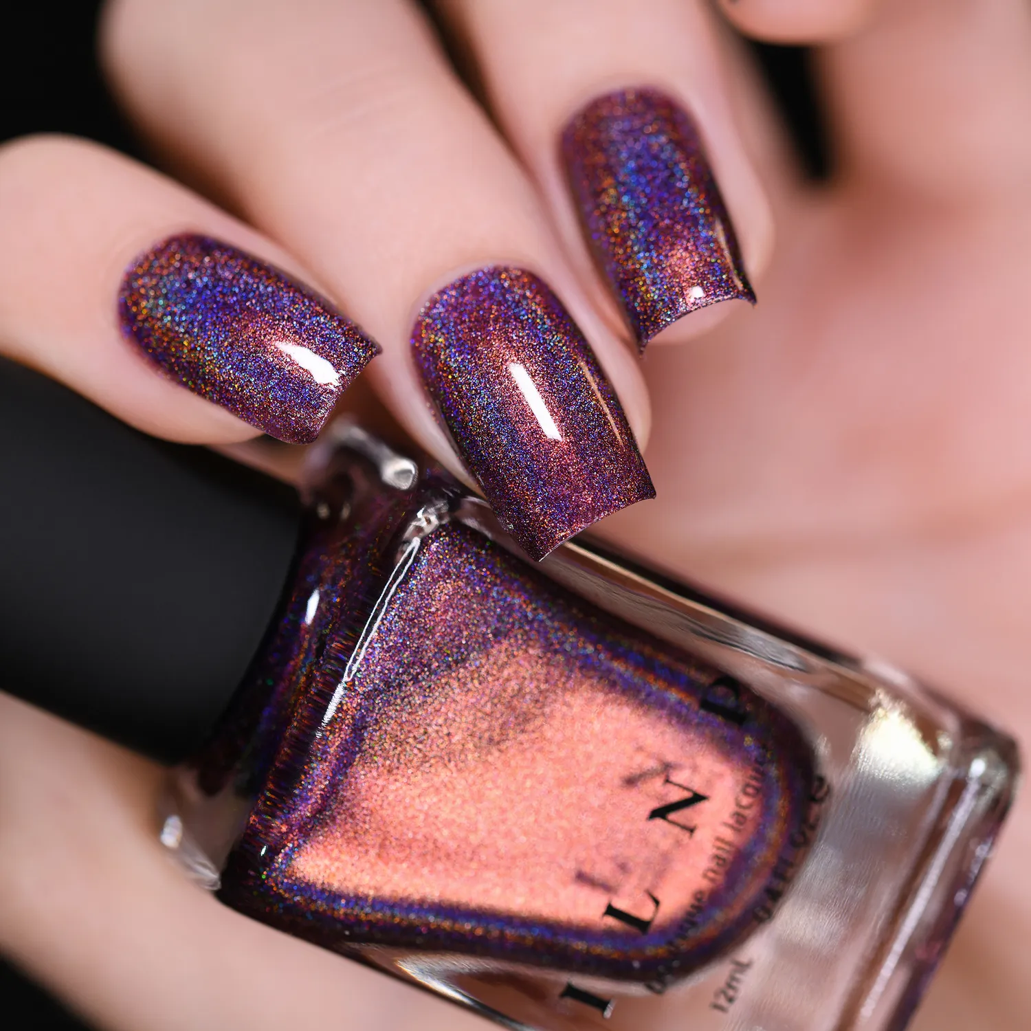 ILNP Love Language nagellack cabernet Ultra Holo