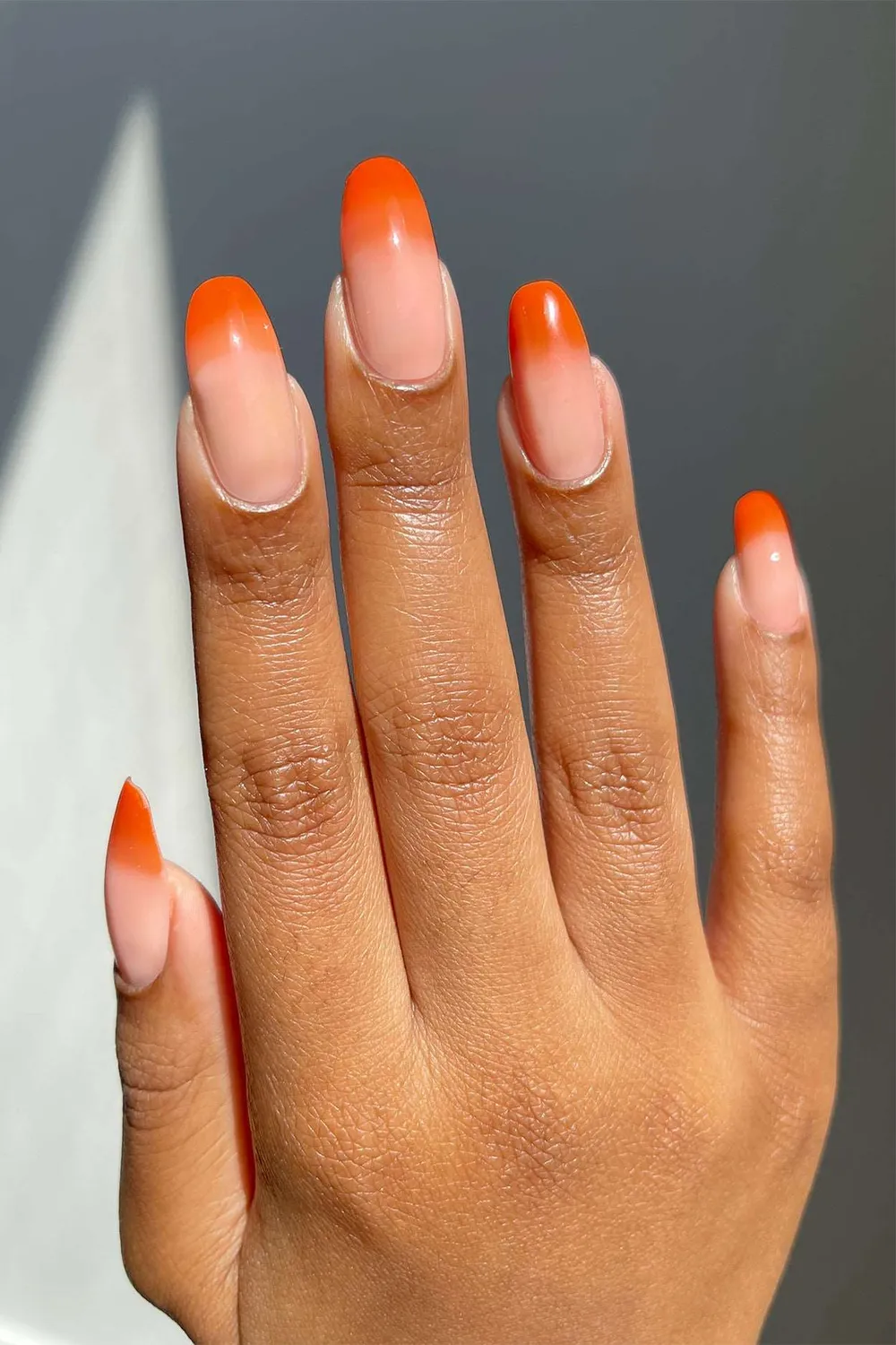 Cirque Colors Cast a Spell nagellack thermal holo
