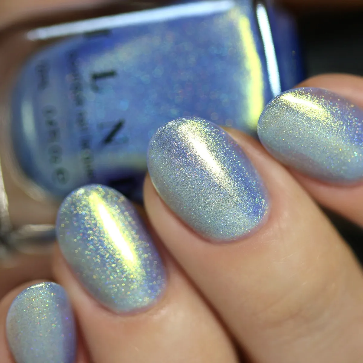 ILNP Summer Feels Freefall nagellack periwinkle holo