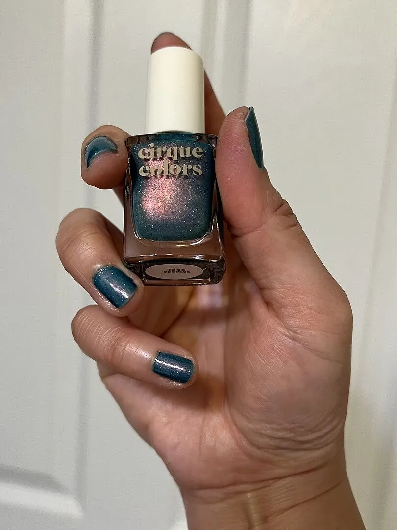 Cirque Colors Taos nagellack teal rosa skimmer