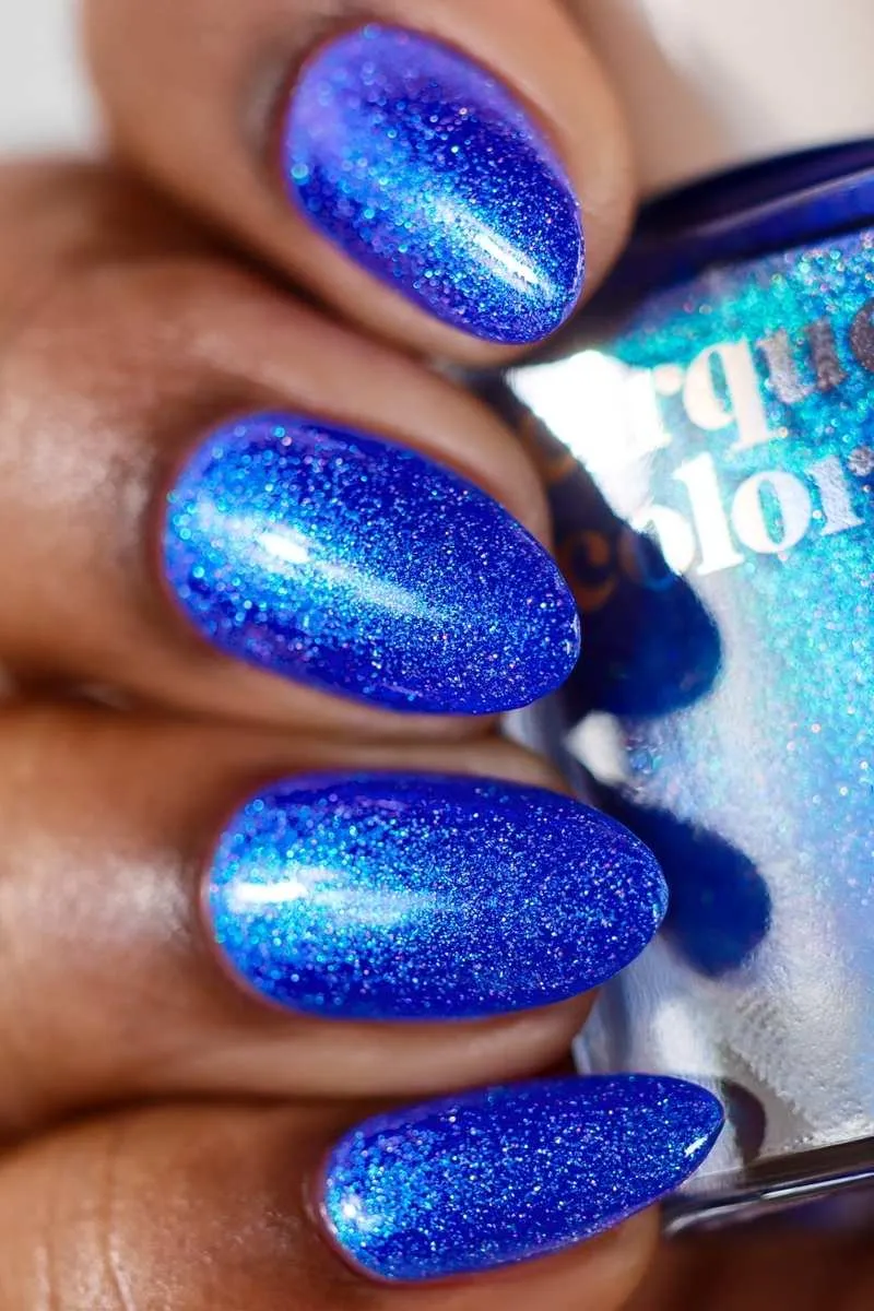 Cirque Colors Aerial Act nagellack koboltblå shimmer