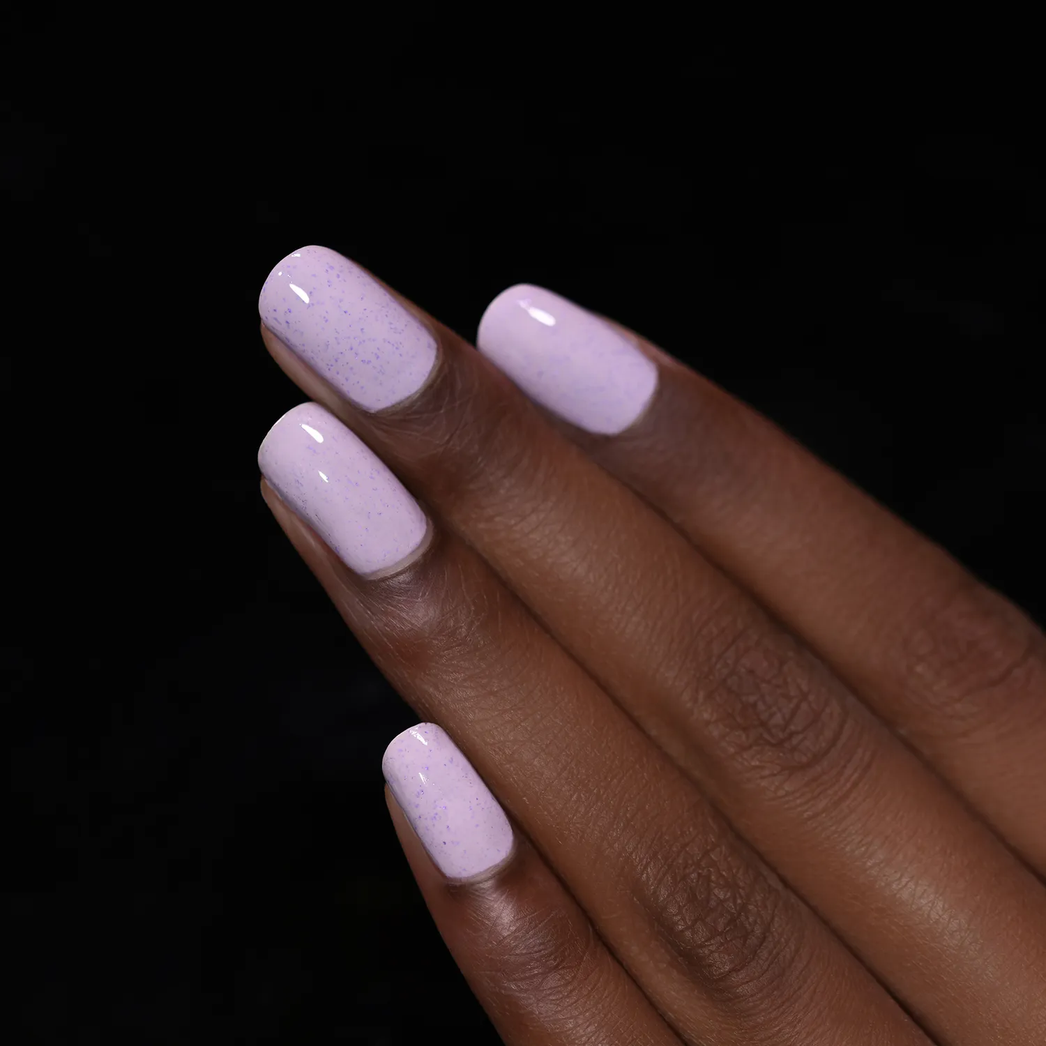 ILNP Hatched Heather nagellack ljuslila prickig