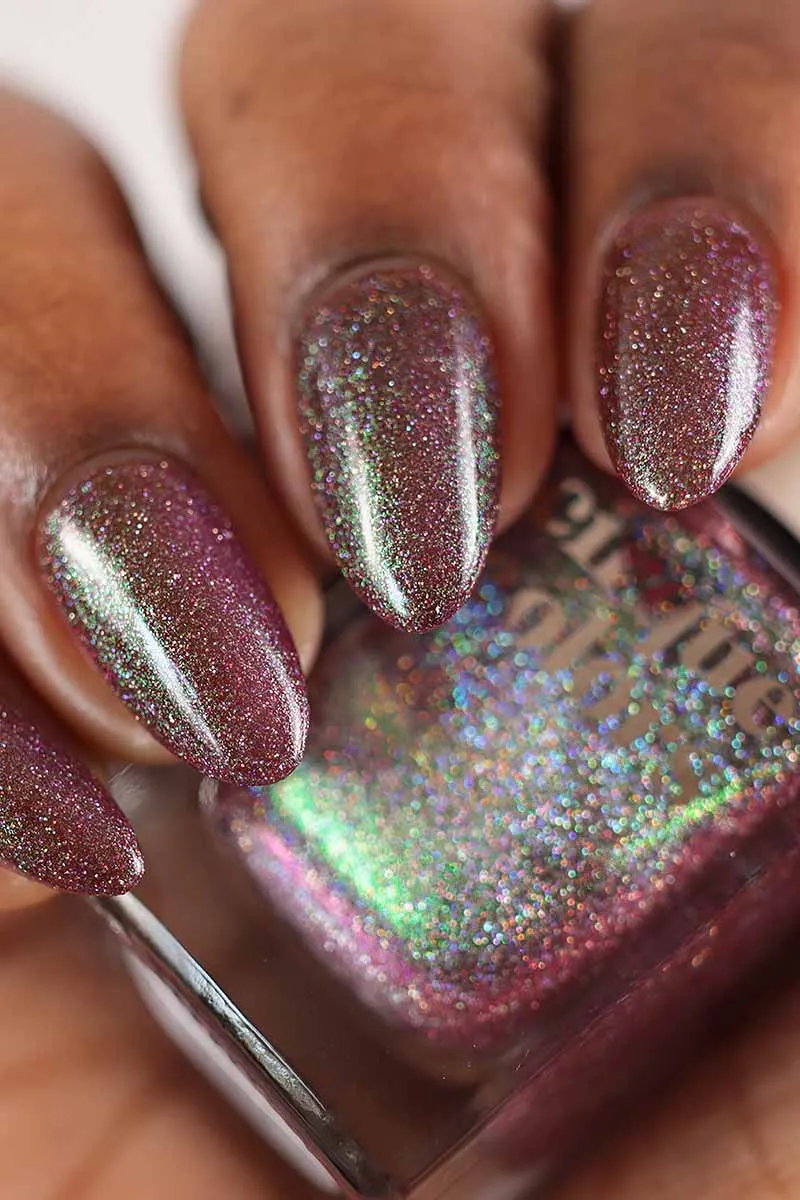 Cirque Colors Threads of Fate nagellack magenta shimmer