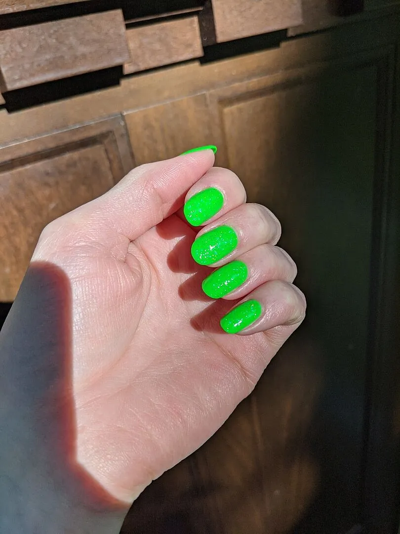 Cirque Colors Rosé All Day nagellack rosa holo