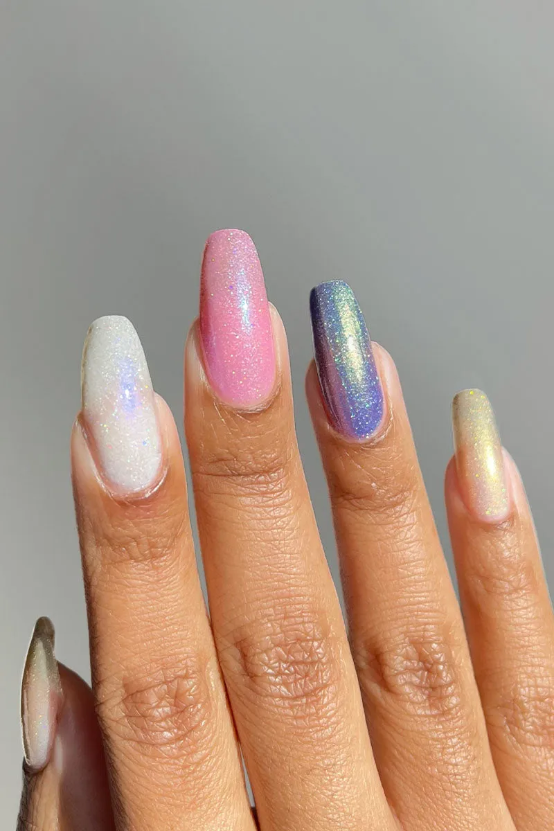 Cirque Colors Pixie Holo nagellack holografisk blåviolett