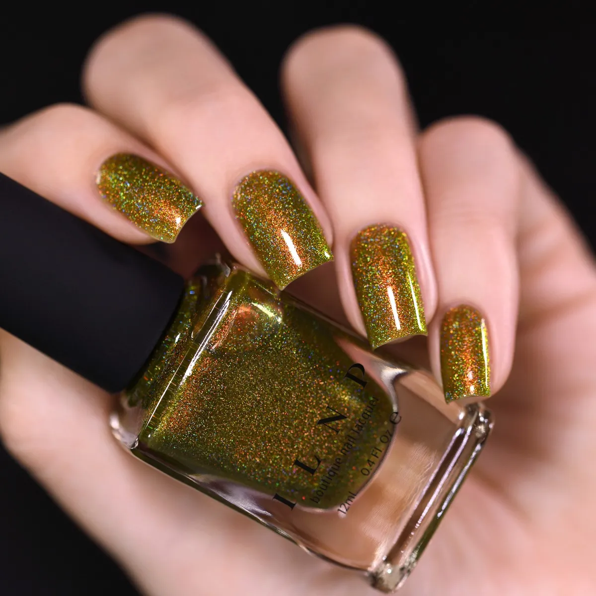 ILNP Legacy nagellack oliv skiftande shimmer