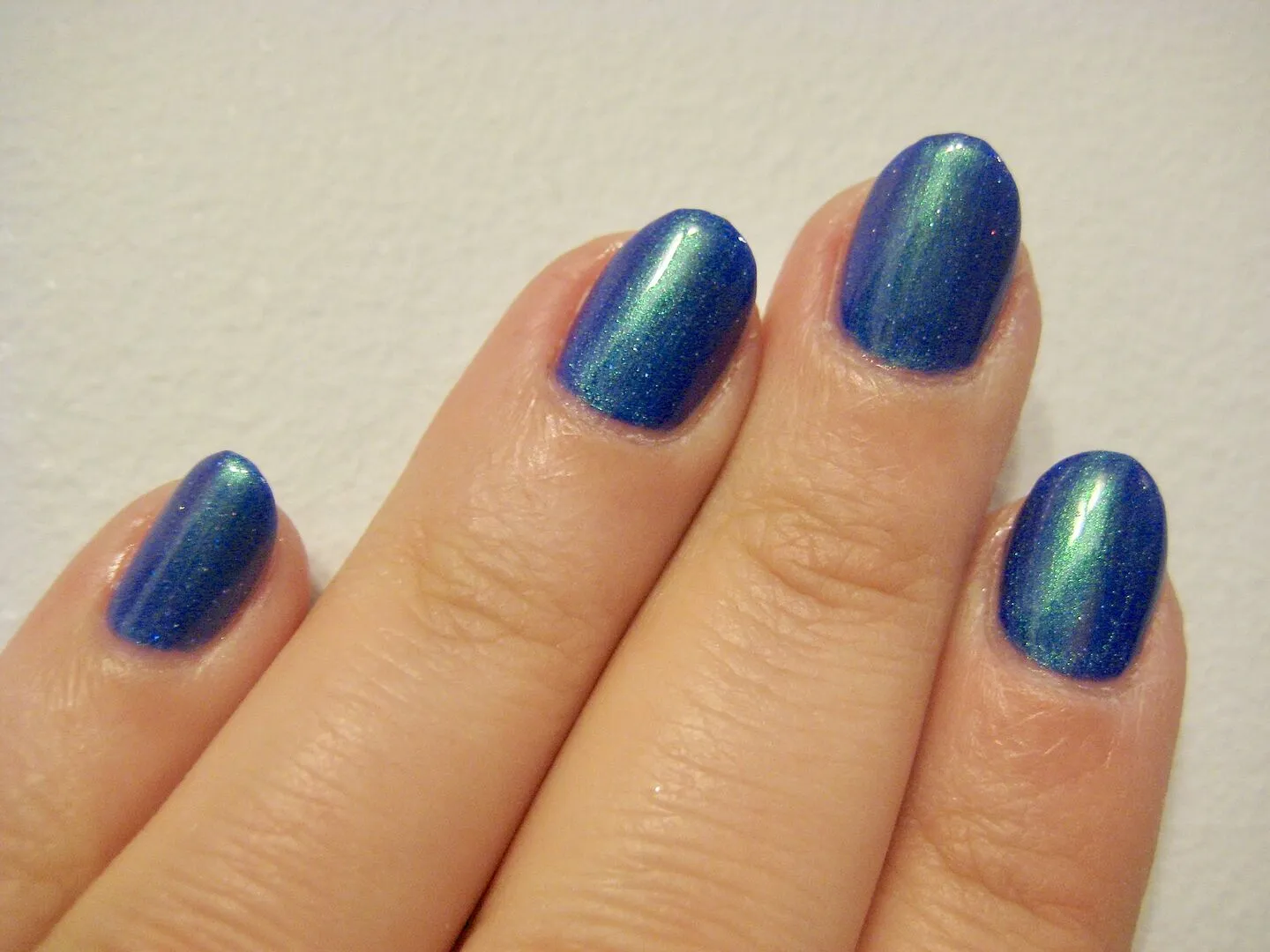 Cirque Colors REM nagellack mörkblå shimmer