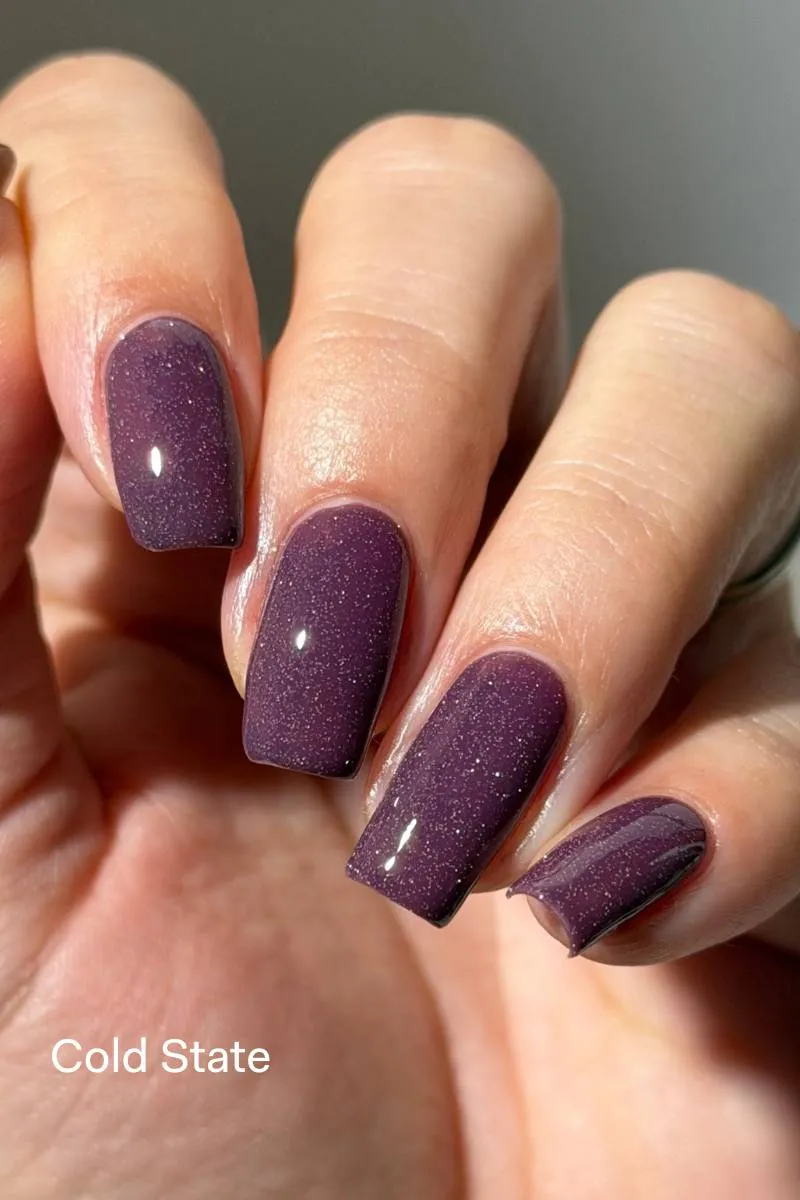 Cirque Colors Temptress nagellack thermal lila-rosa