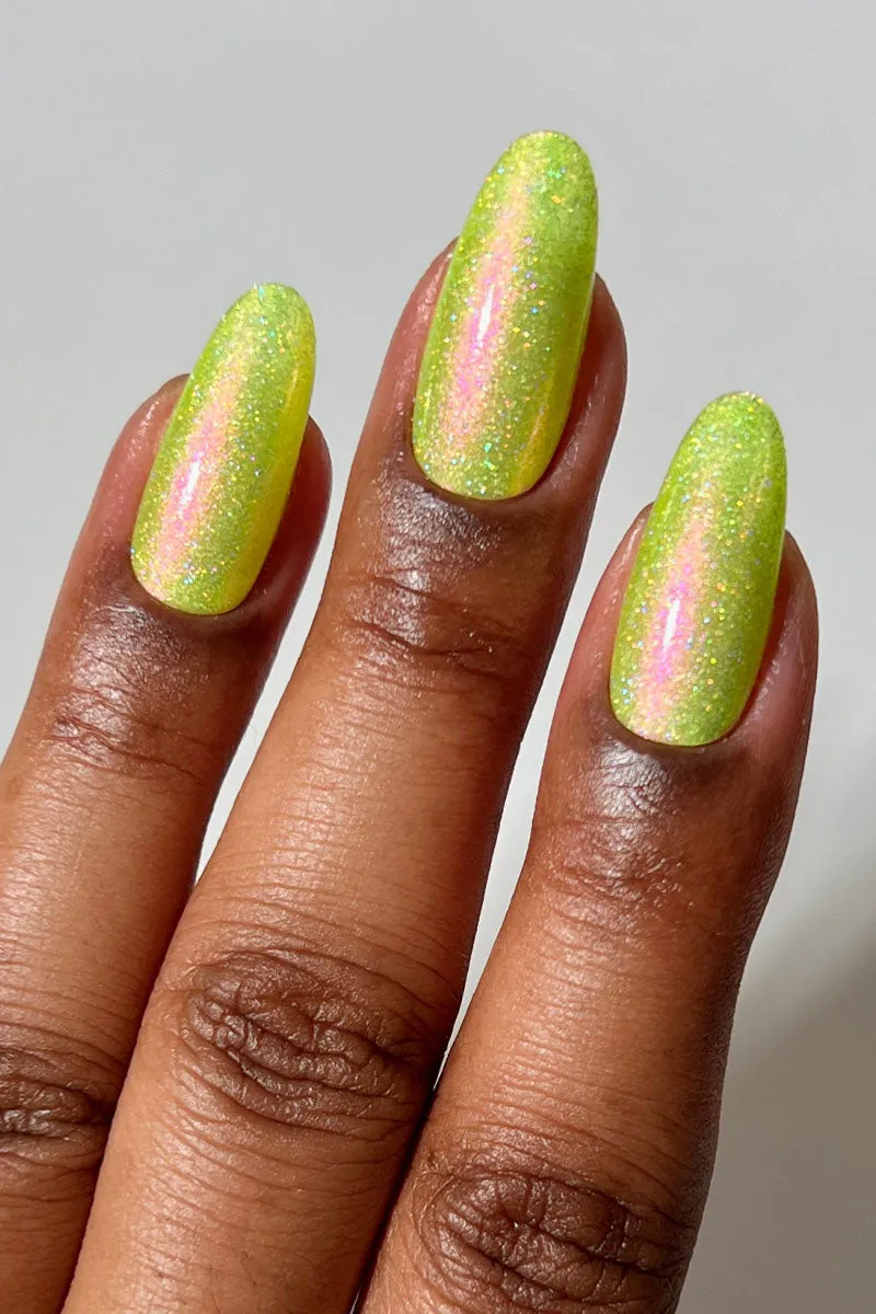 Cirque Colors You Tart nagellack holografisk syrgrön