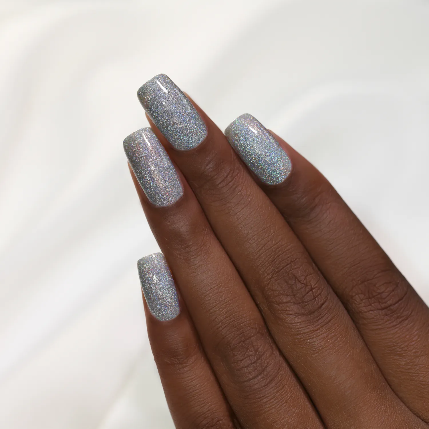 ILNP Ever After Sage nagellack holografisk grön