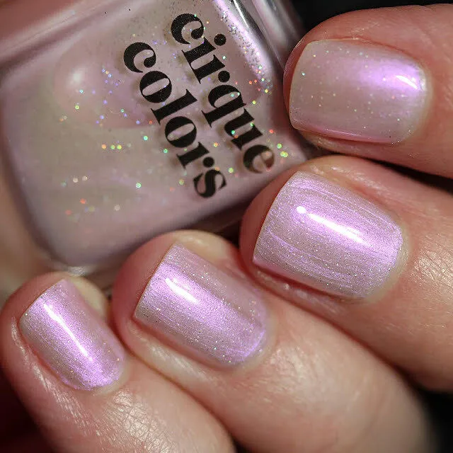 Cirque Colors Ghost Rose nagellack ljusrosa skimmer