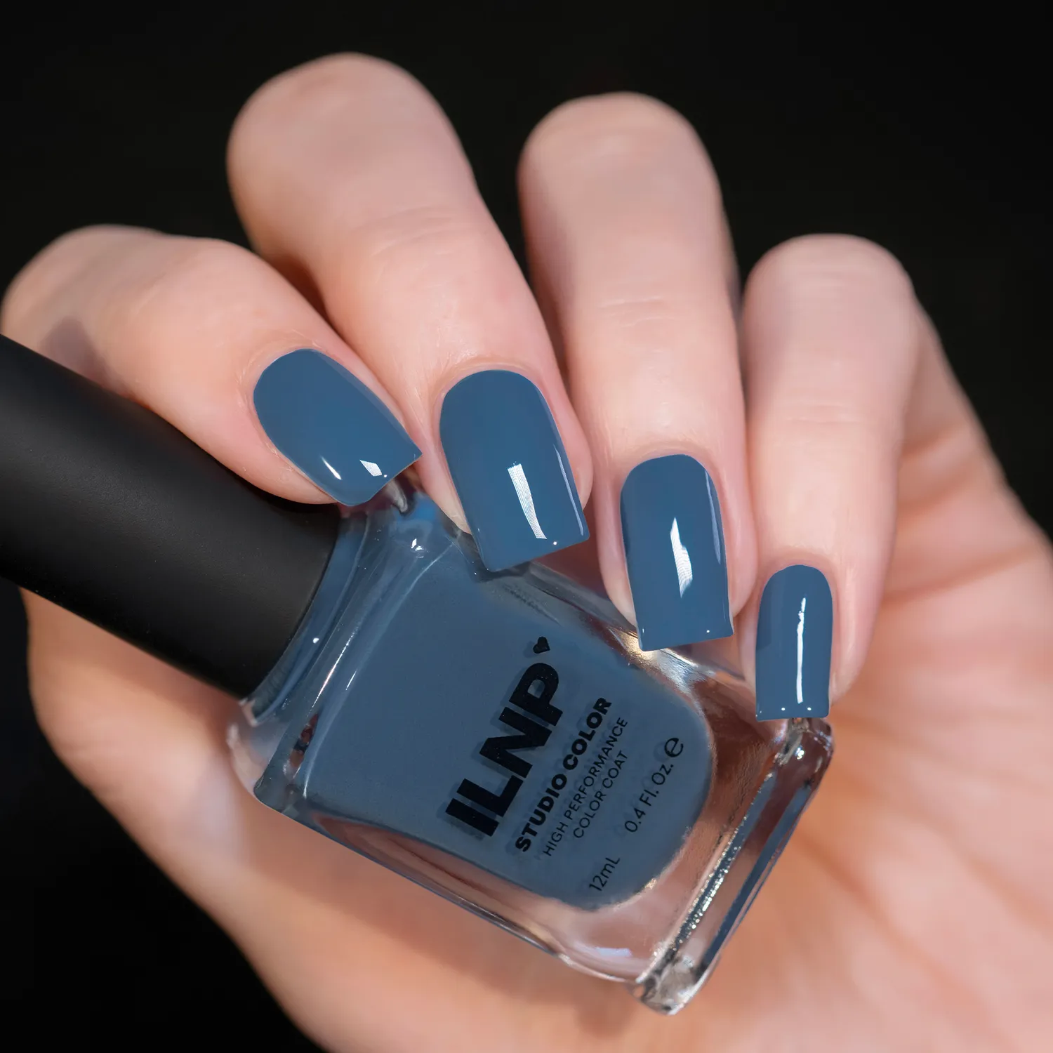 ILNP Studio Color Pullover nagellack stormblå krämig