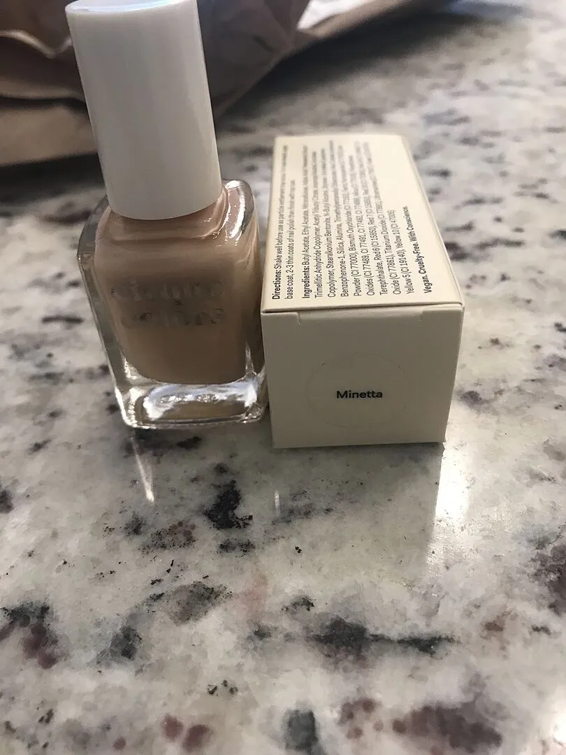 Cirque Colors Minetta nagellack rosa nude crème