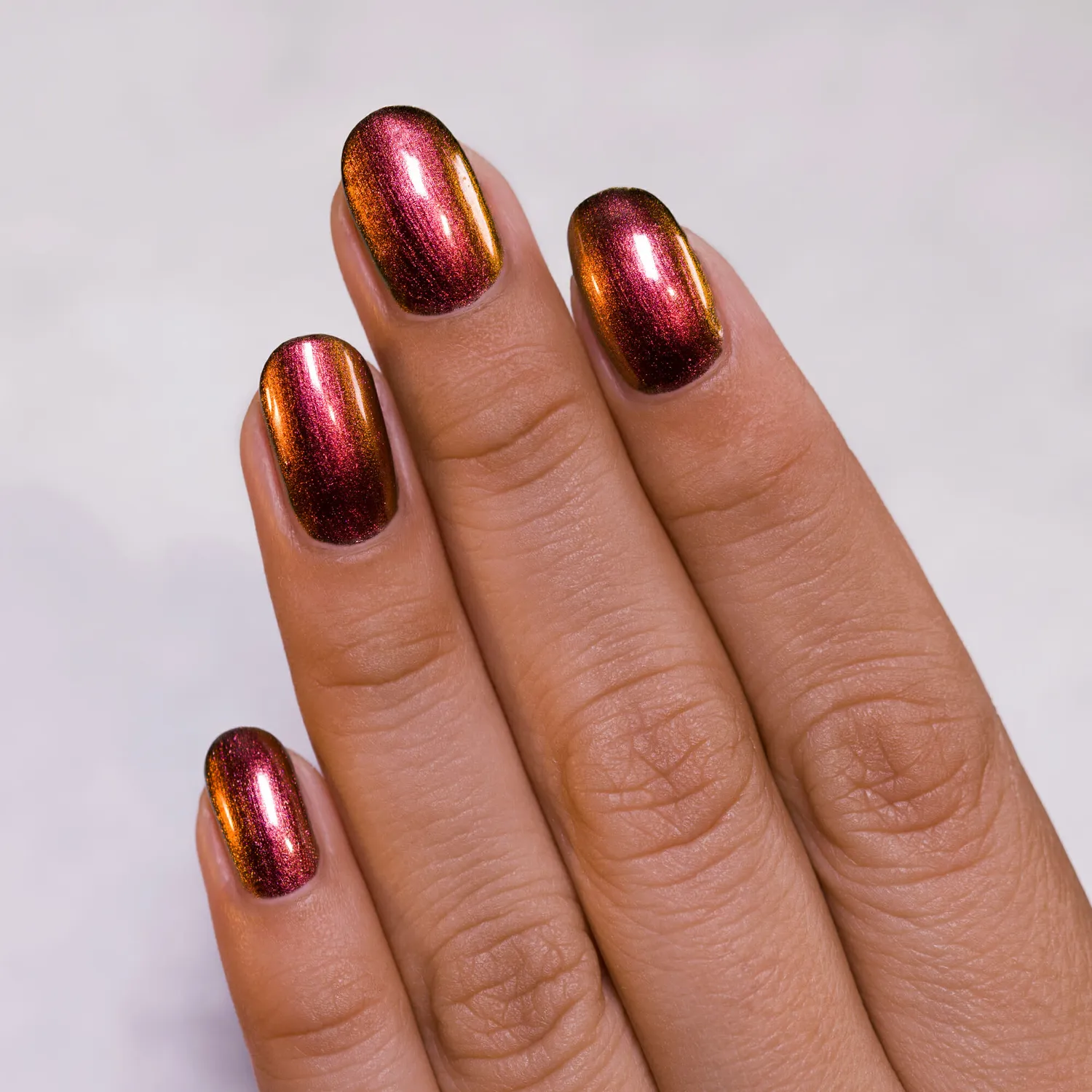 ILNP Greatness nagellack multikromt rödkoppar
