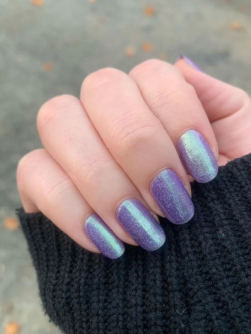 Cirque Colors Pixie Holo nagellack holografisk blåviolett
