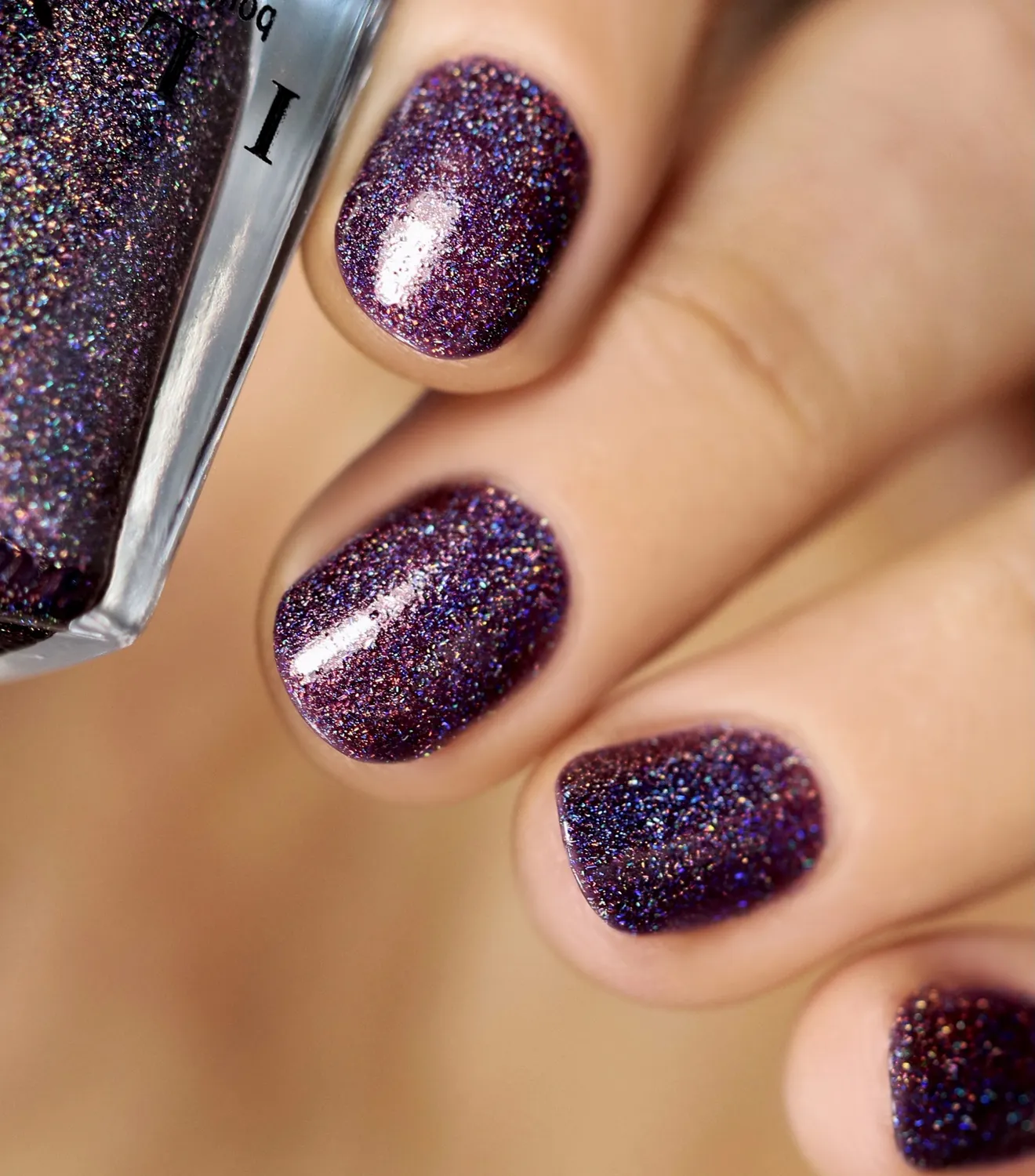 ILNP First Dance nagellack plommon holo