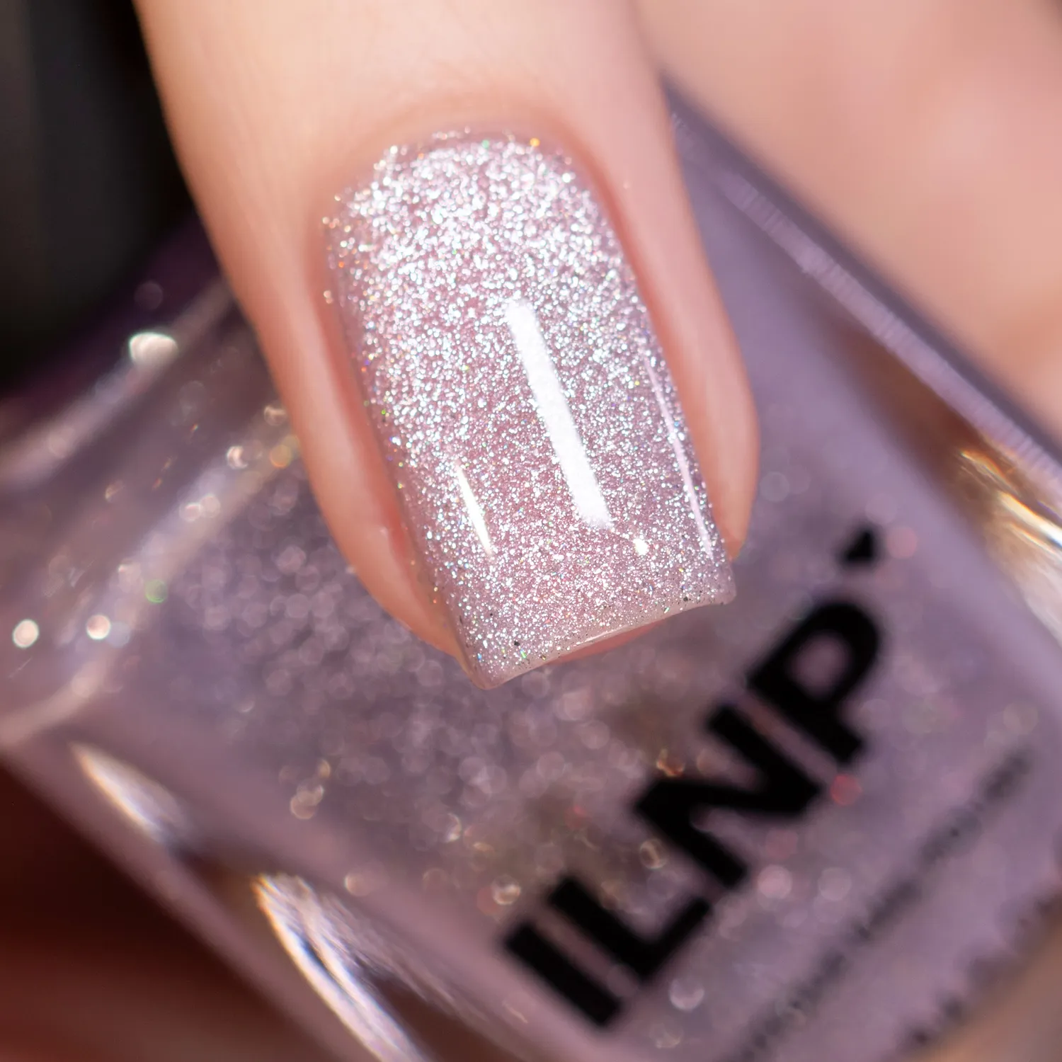 ILNP Velvet Lily nagellack magnetiskt lila