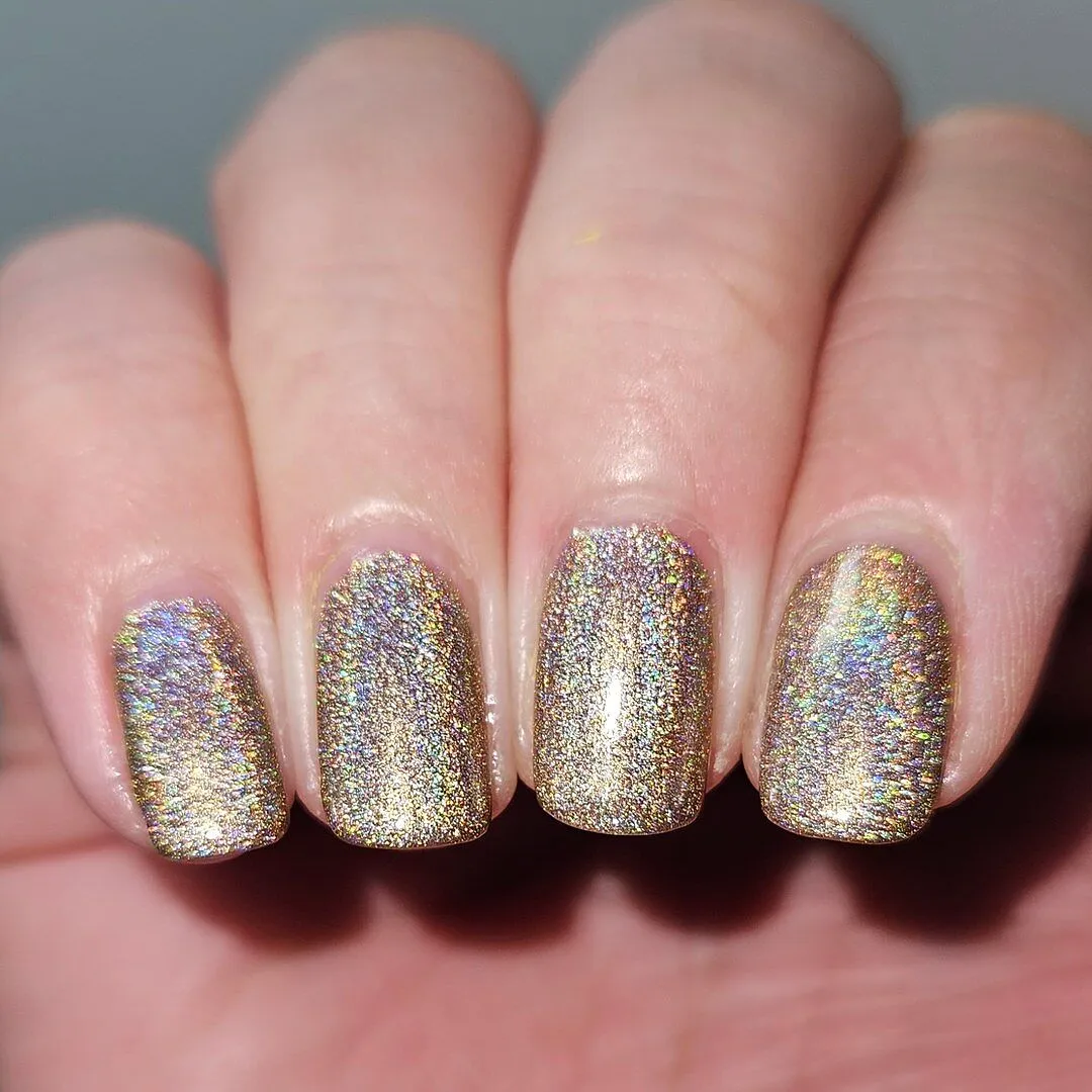 Cirque Colors Space Cowboy nagellack beige holografisk