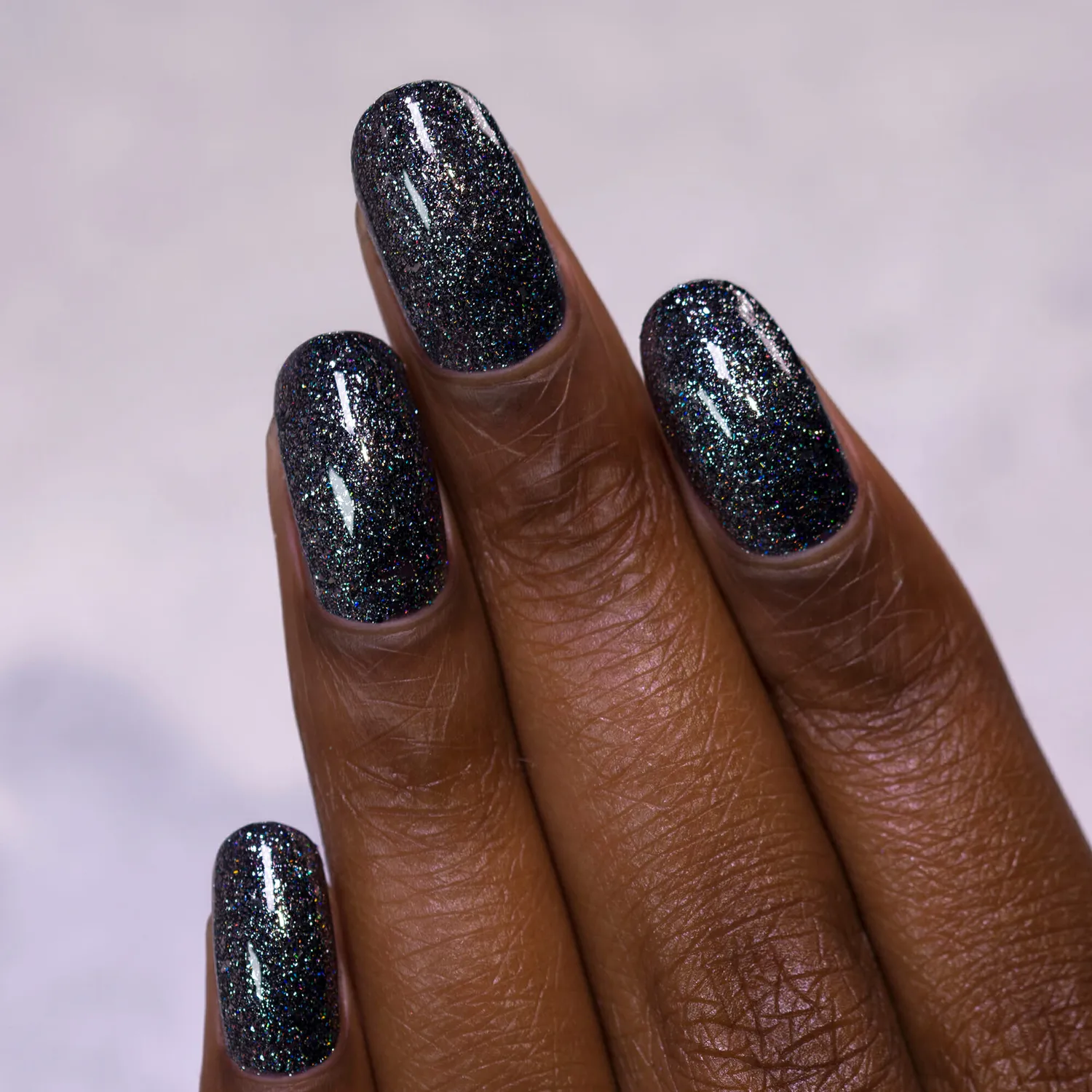 ILNP Private Reserve nagellack svart metallic