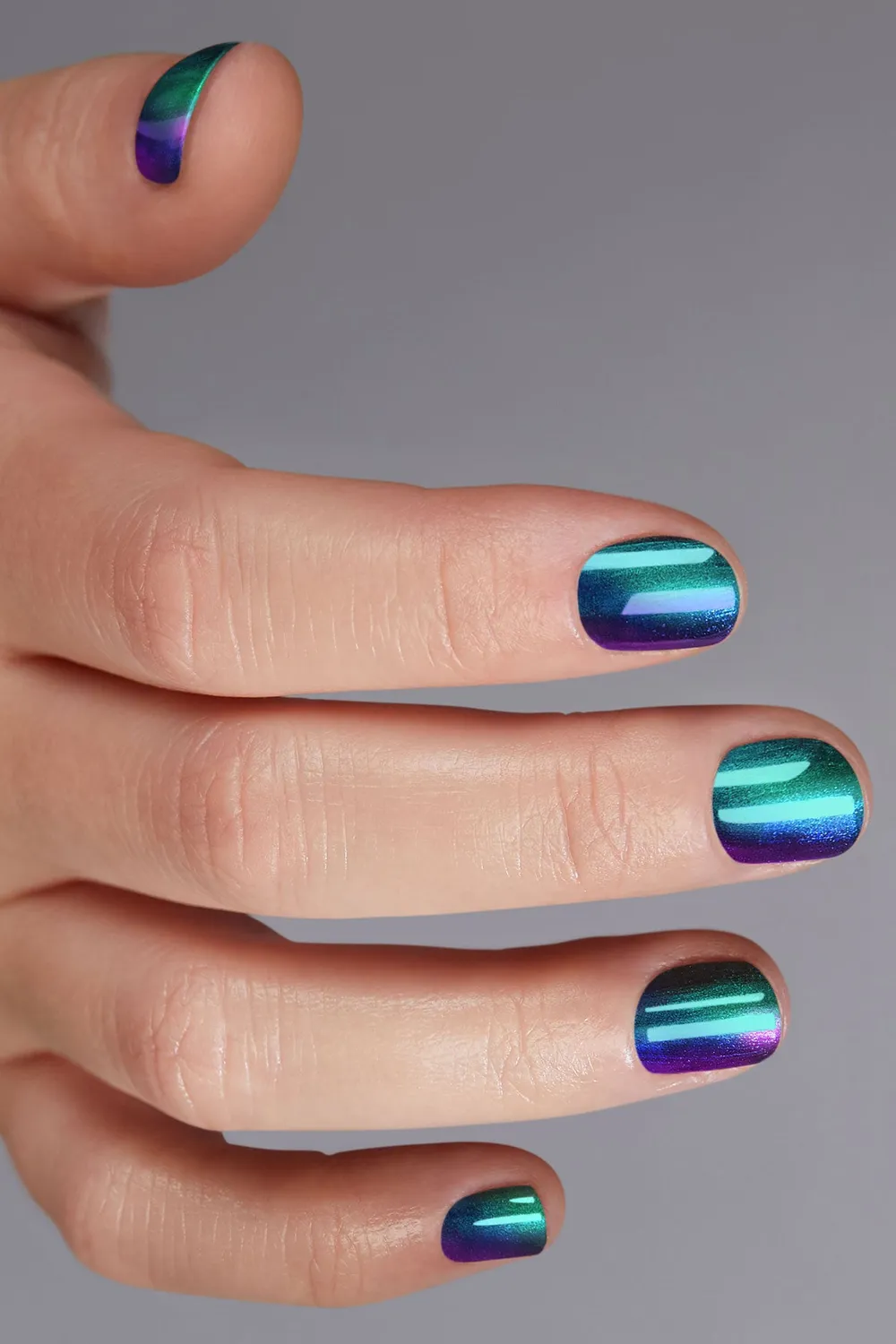 Cirque Colors Origin Unknown multikrom nagellack grön-lila