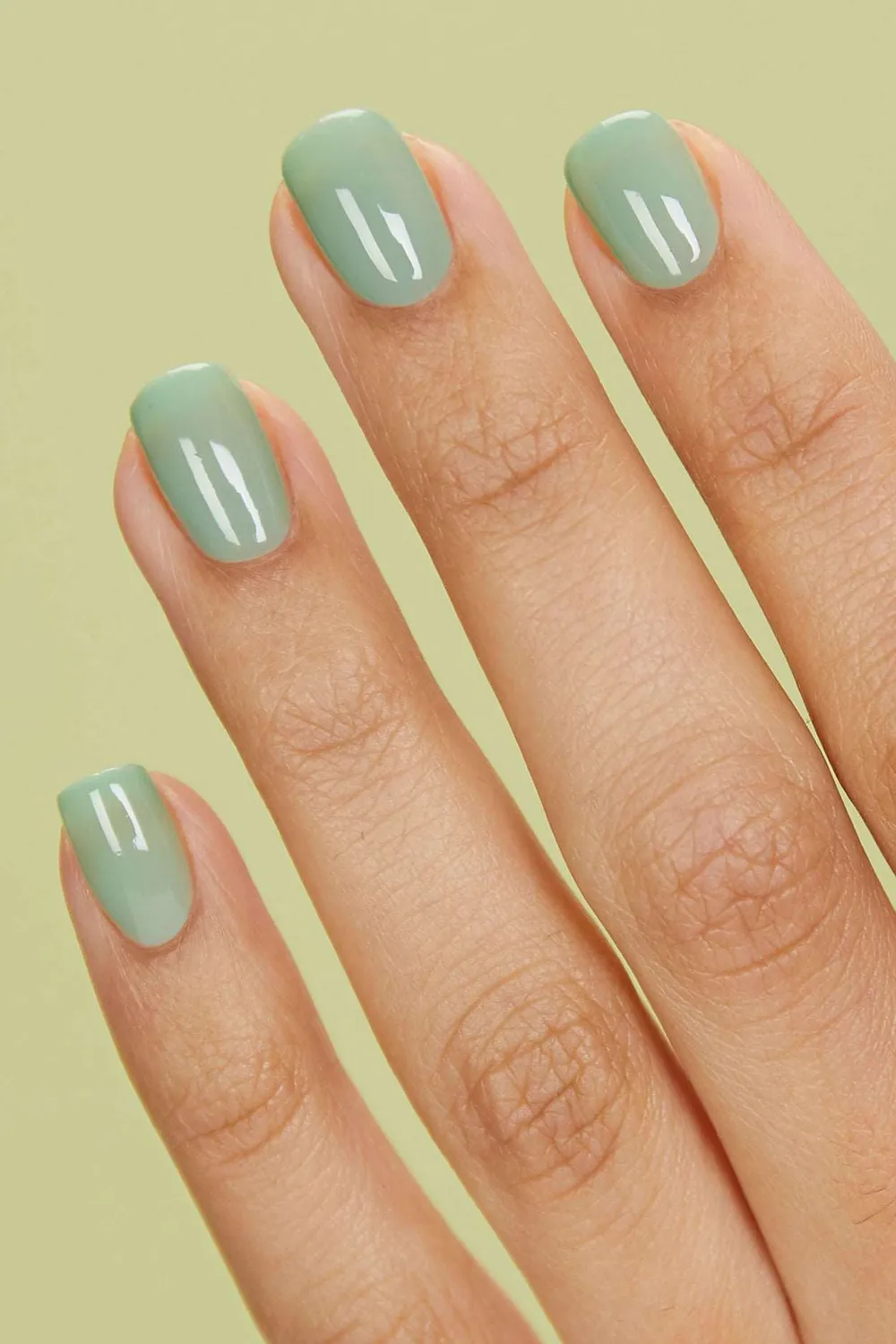 Cirque Colors Jade Jelly nagellack ljusgrön jelly
