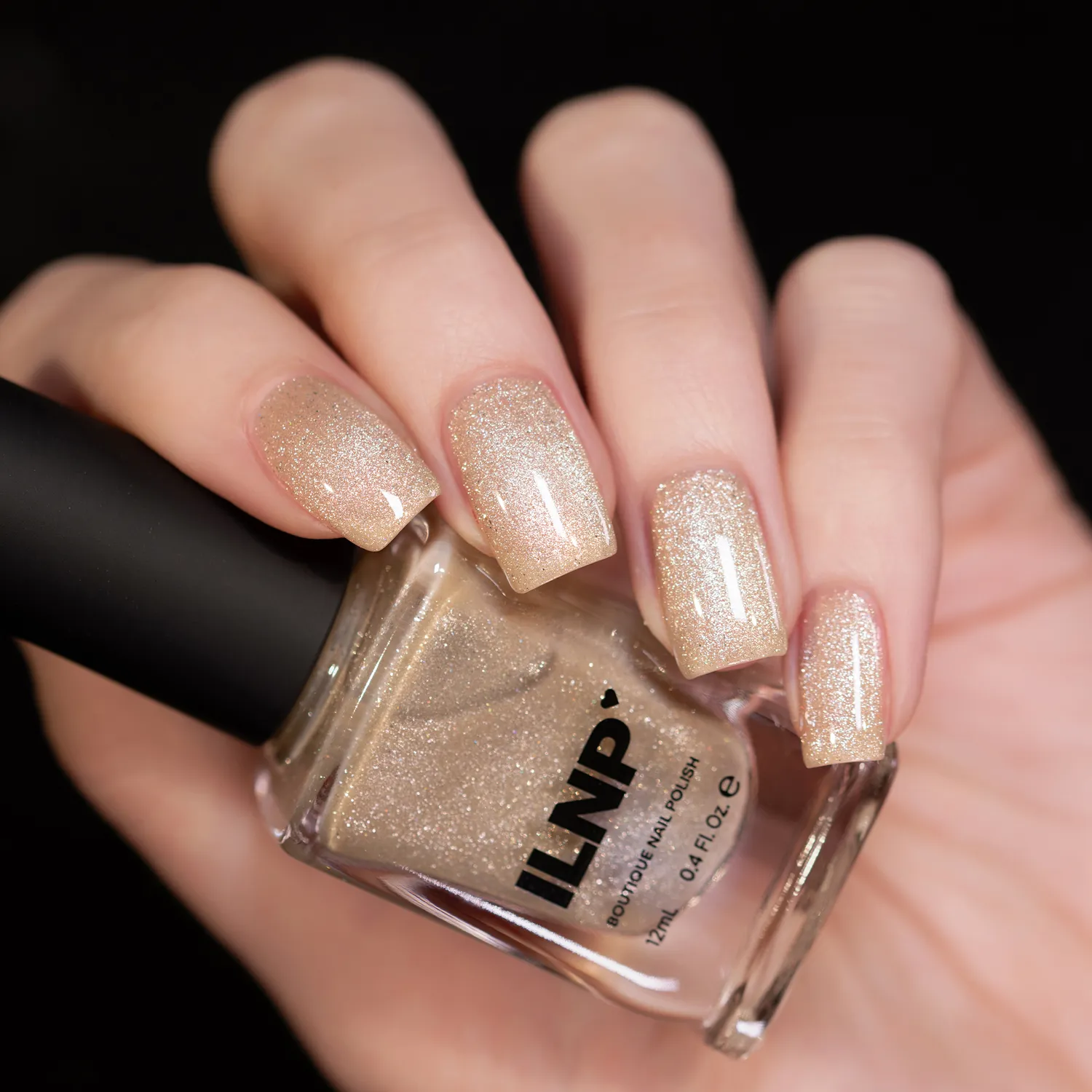 ILNP Velvet Cashmere nagellack beige magnetisk silver