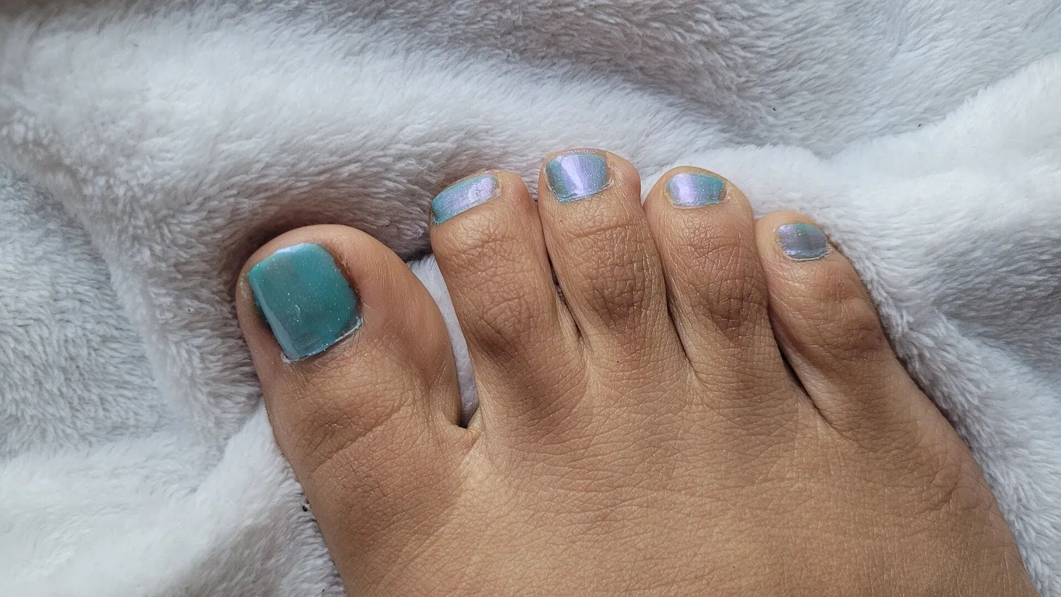 Cirque Colors Paradiso nagellack mintgrön shimmer
