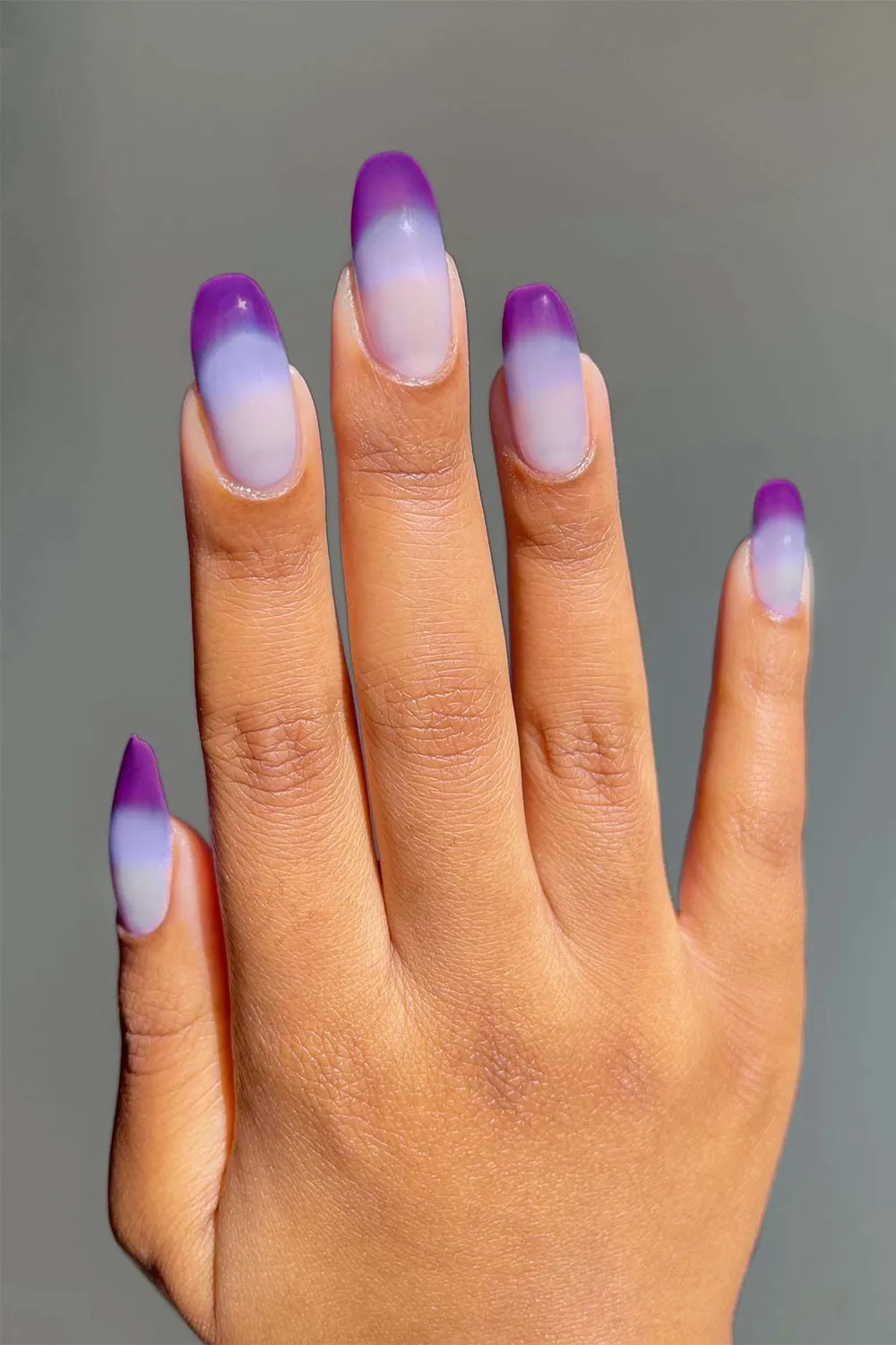 Cirque Colors Enchanted nagellack thermal lila