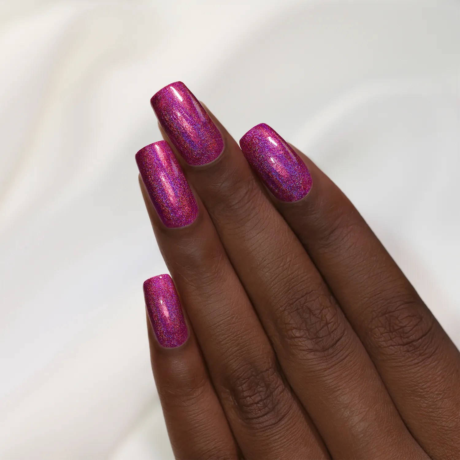 ILNP Bouquet Toss nagellack fuchsia ultra holo