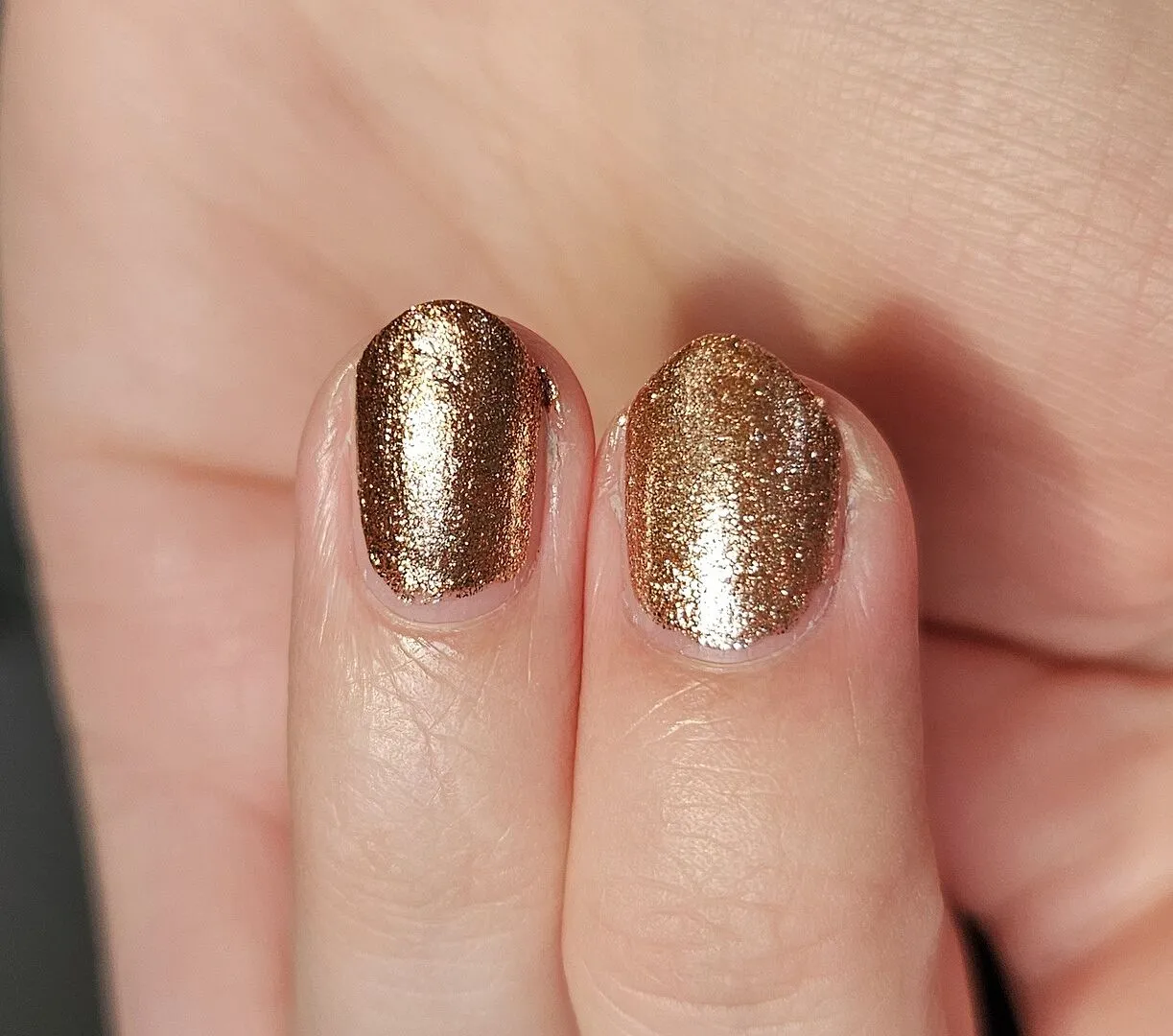 Cirque Colors Halcyon nagellack metalliskt roséguld