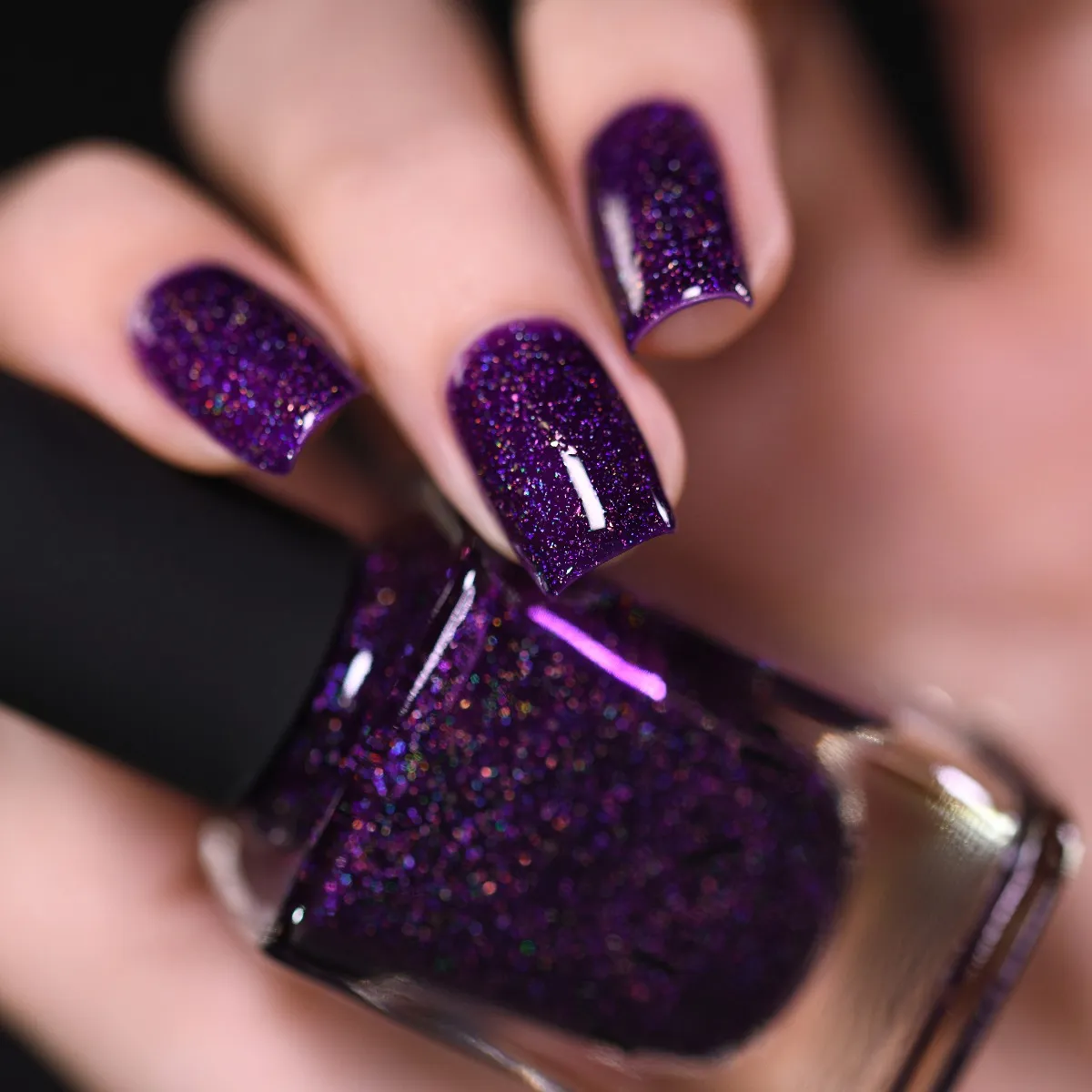 ILNP Vanity nagellack lila holografiskt