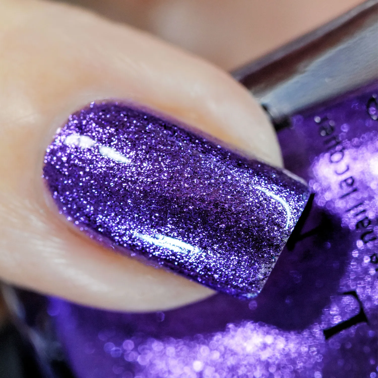 ILNP Hi-Fi nagellack metalliskt klarlila