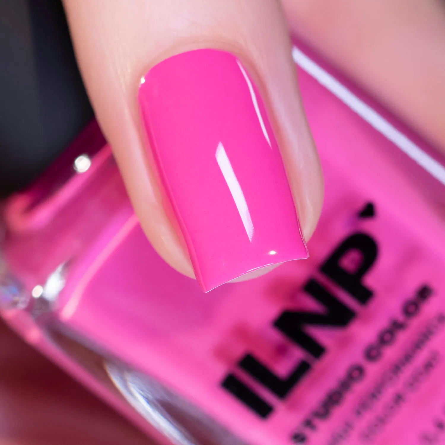 ILNP Studio Color Pixel Pink nagellack rosa kräm
