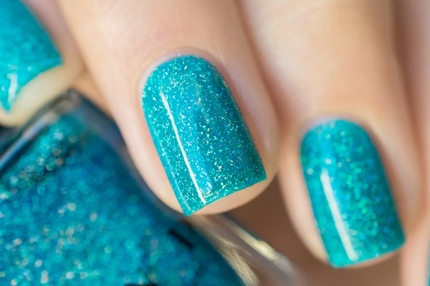ILNP Surfboard nagellack turkos holografisk