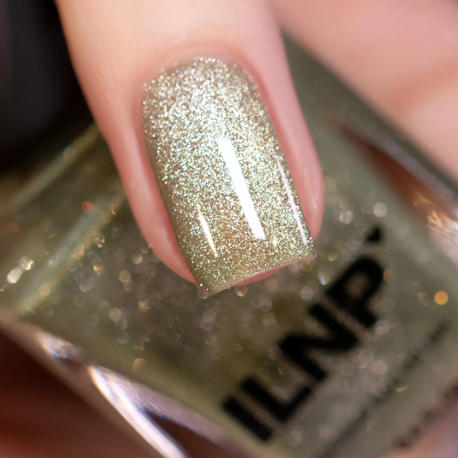 ILNP Velvet Velour nagellack salviagrön magnetisk