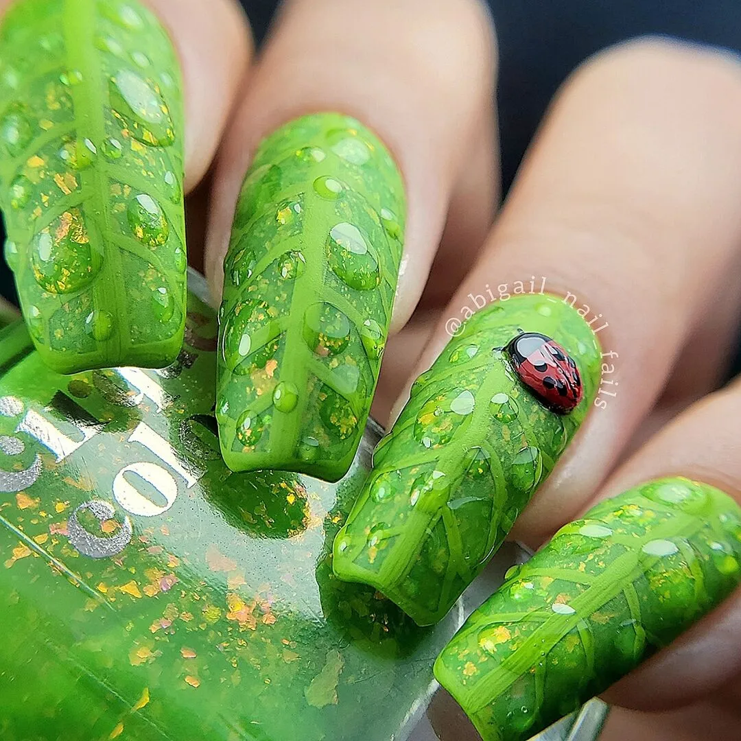 Cirque Colors Sour Punch nagellack lime jelly