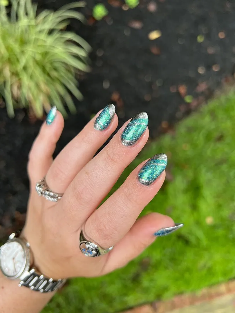 Cirque Colors At Its Finest nail art pensel tunn