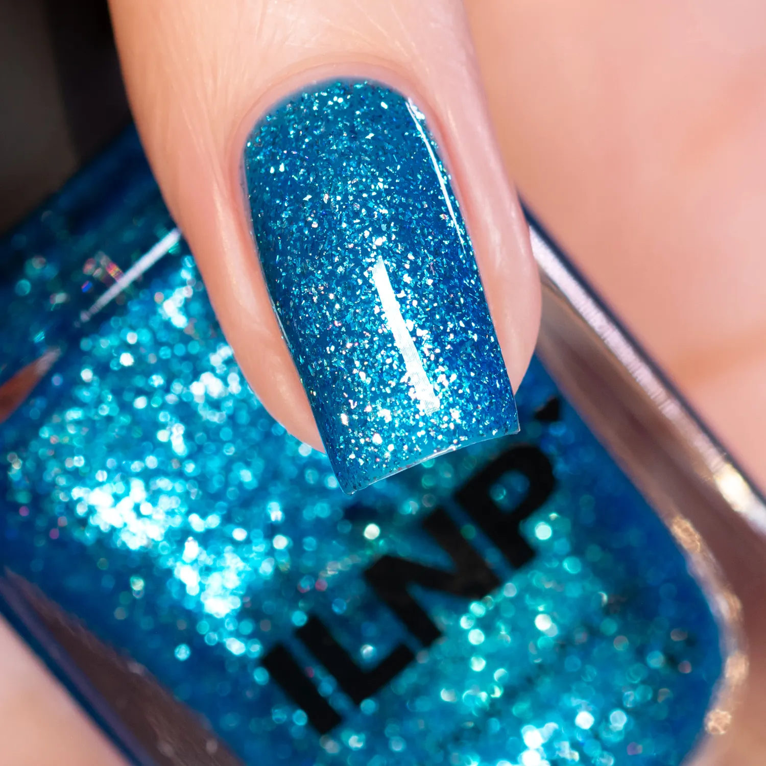 ILNP Flow State nagellack akvamarin holografisk skimmer