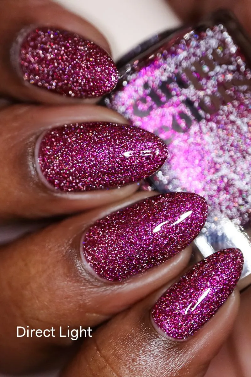 Cirque Colors La Rougeanne nagellack mörkrött shimmer