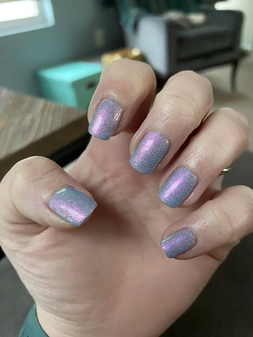 Cirque Colors Spoonful of Sugar nagellack blå holo shimmer