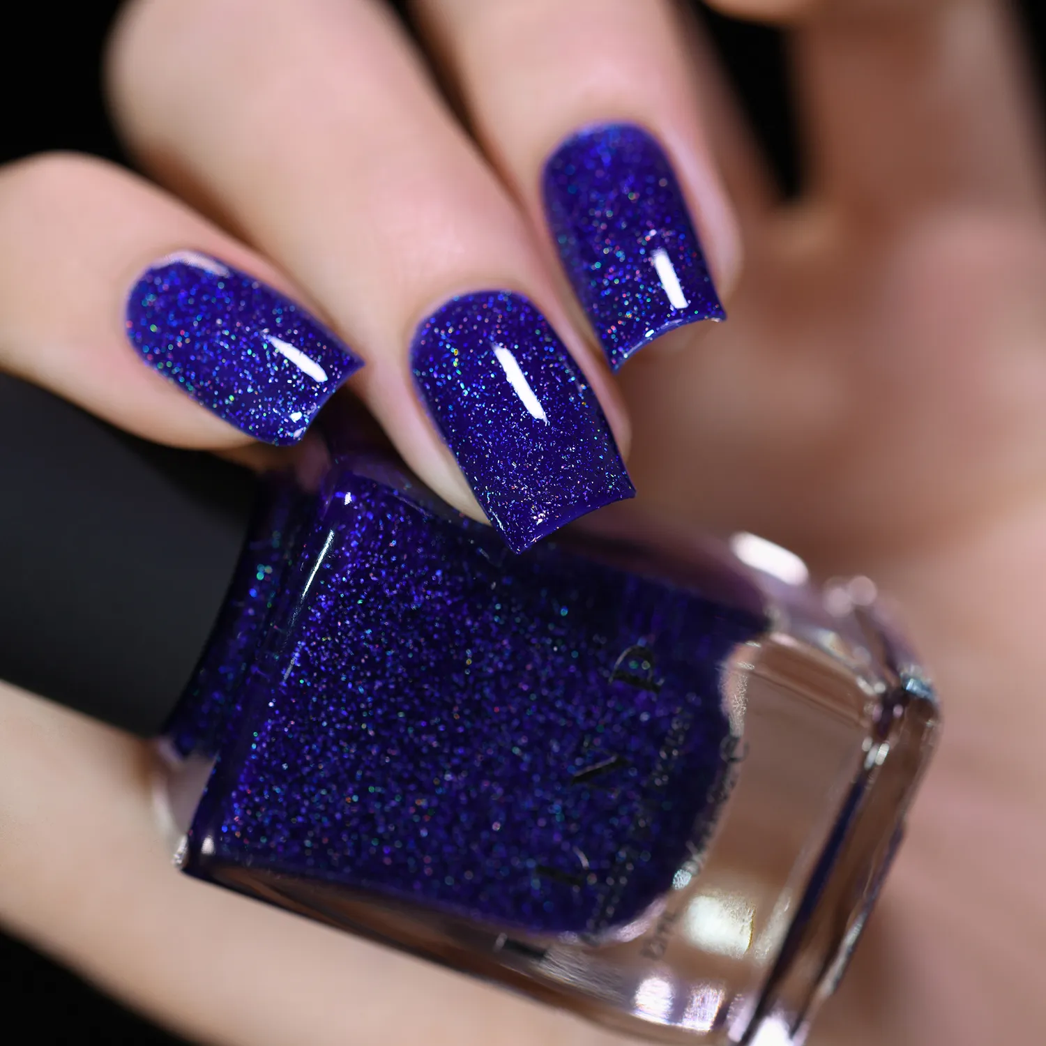 ILNP At Sea Set Sail nagellack koboltblå holo jelly
