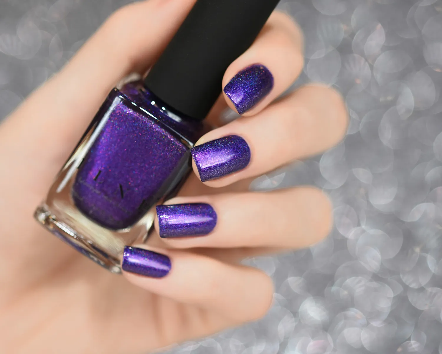 ILNP Purple Plasma nagellack lila holografiskt
