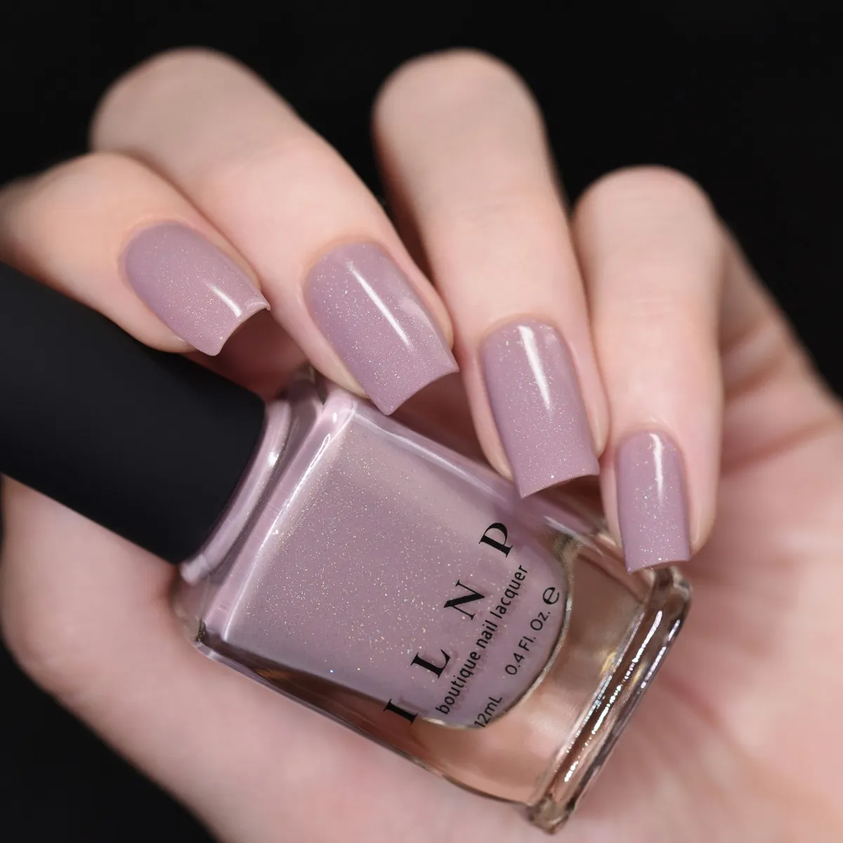 ILNP Internship nagellack dammig plommonlila