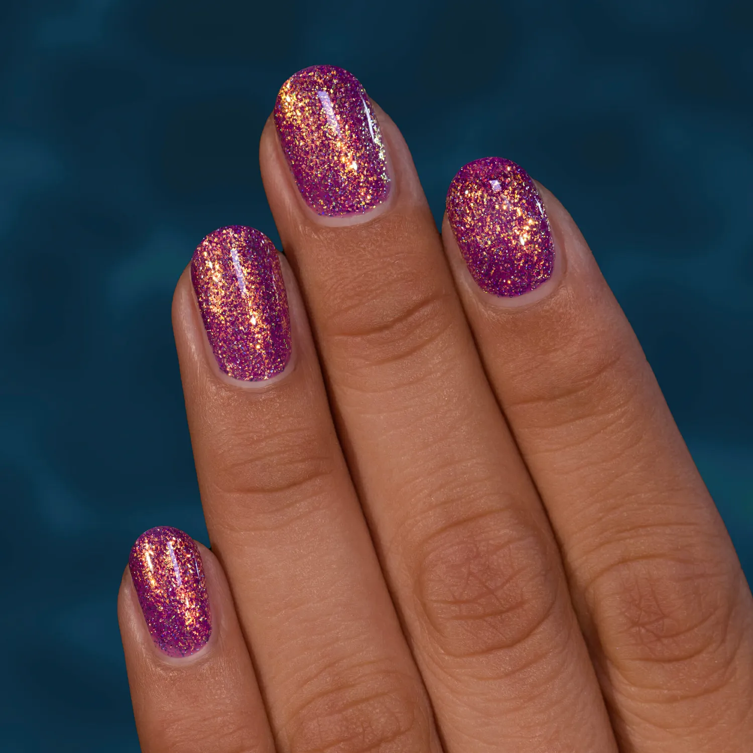 ILNP Hidden Treasure nagellack lila holografisk