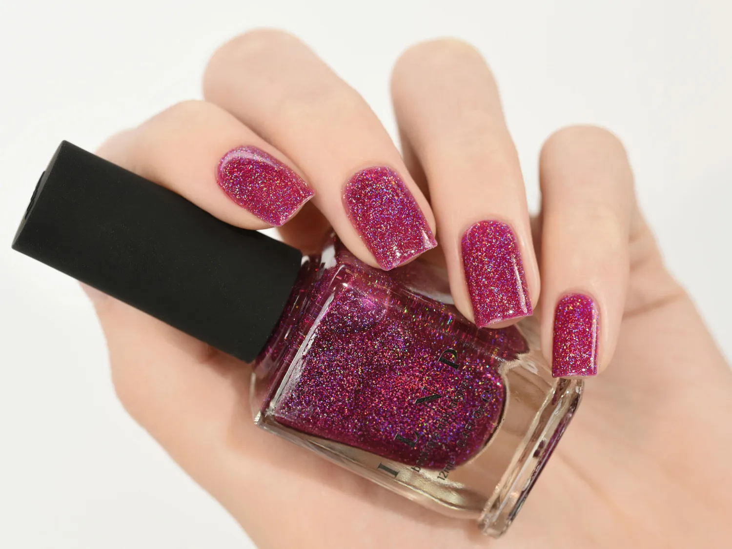 ILNP Valerie nagellack mullbär holografiskt