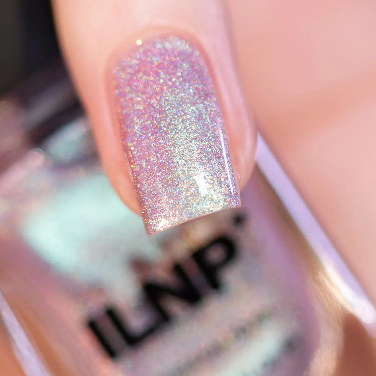 ILNP Talk It Up nagellack rosa grönt holo
