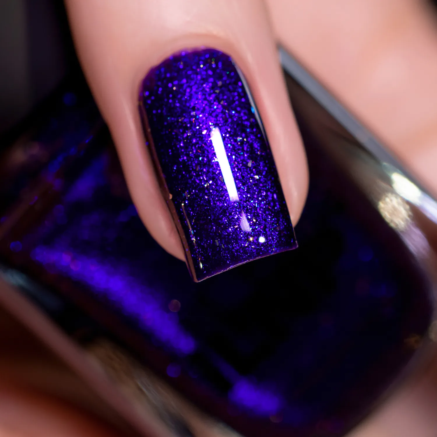 ILNP Moonlit Abracadabra nagellack indigo guld