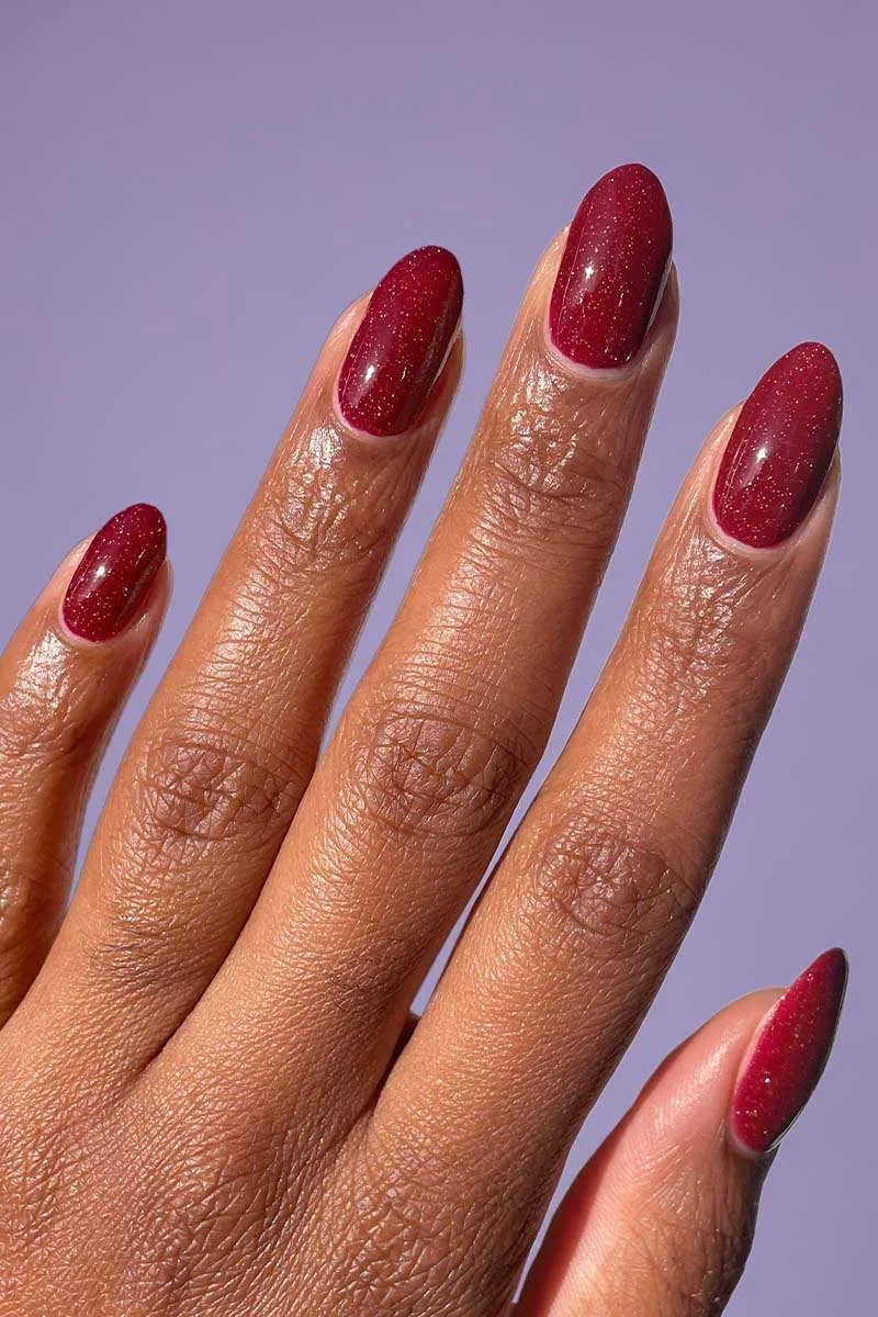 Cirque Colors Lost Berry nagellack termiskt röd-rosa
